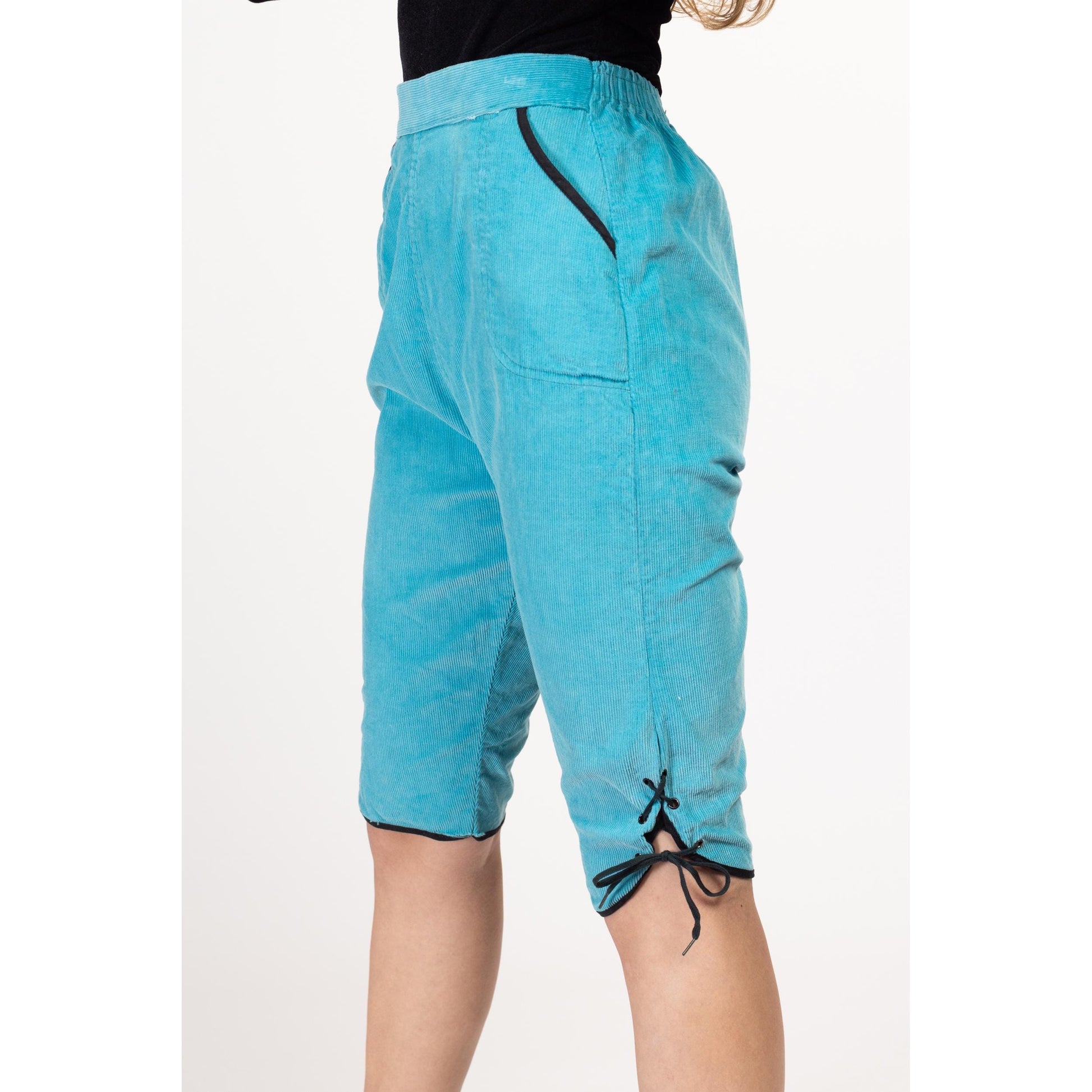 XS 60s Sky Blue Corduroy Cross Country Ski Pants | Retro Vintage Sportswear Cropped Pedal Pushers Breeks Knickers