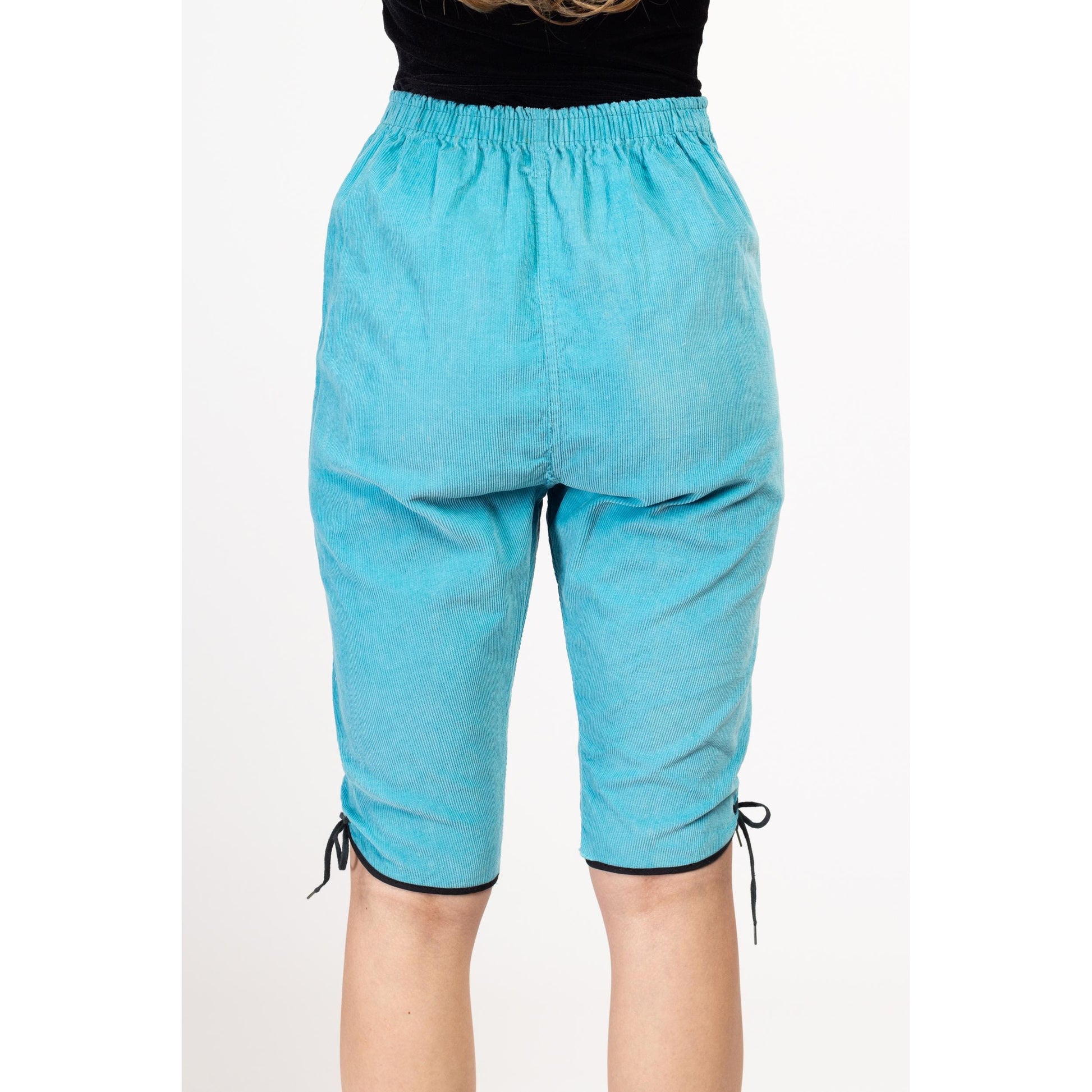 XS 60s Sky Blue Corduroy Cross Country Ski Pants | Retro Vintage Sportswear Cropped Pedal Pushers Breeks Knickers