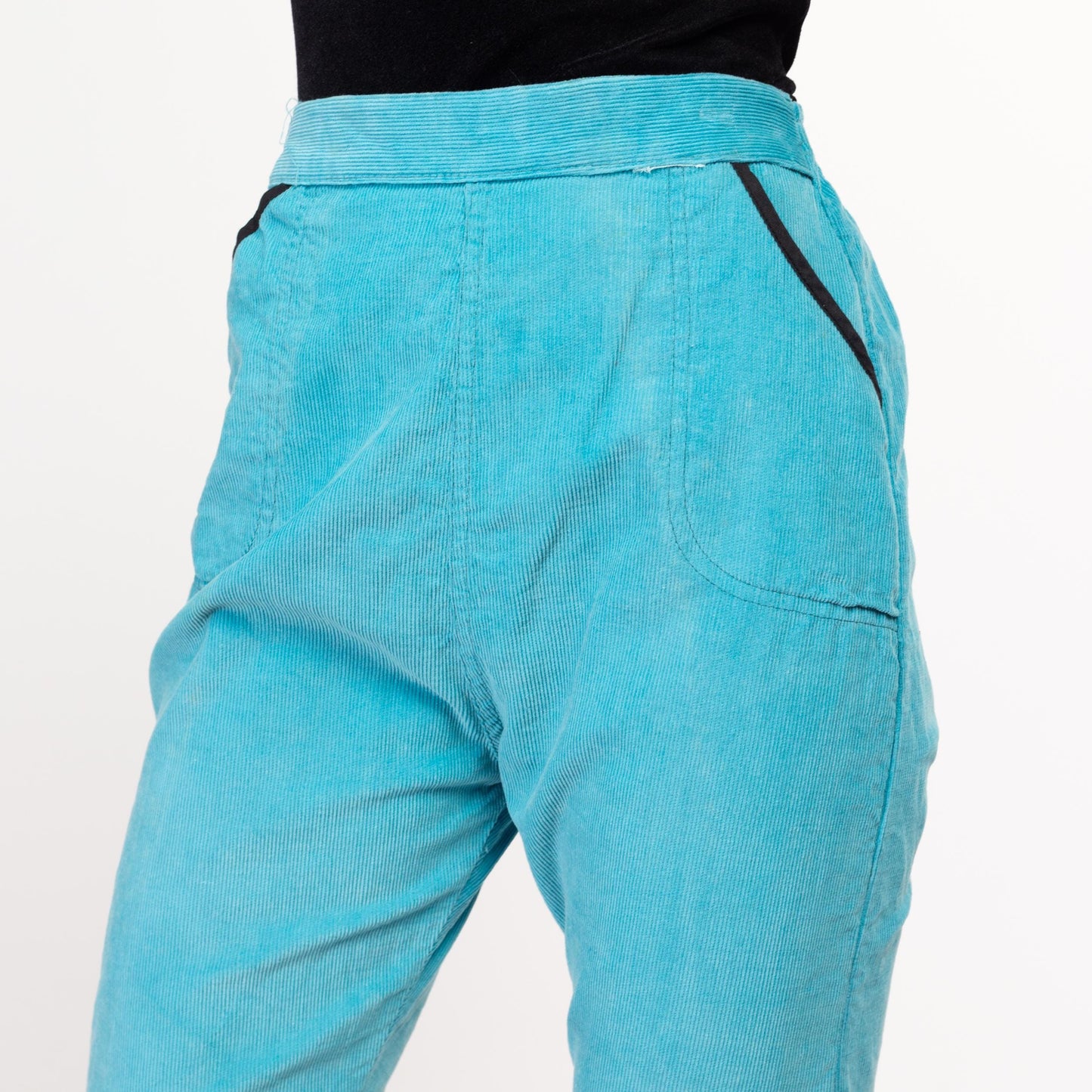 XS 60s Sky Blue Corduroy Cross Country Ski Pants | Retro Vintage Sportswear Cropped Pedal Pushers Breeks Knickers