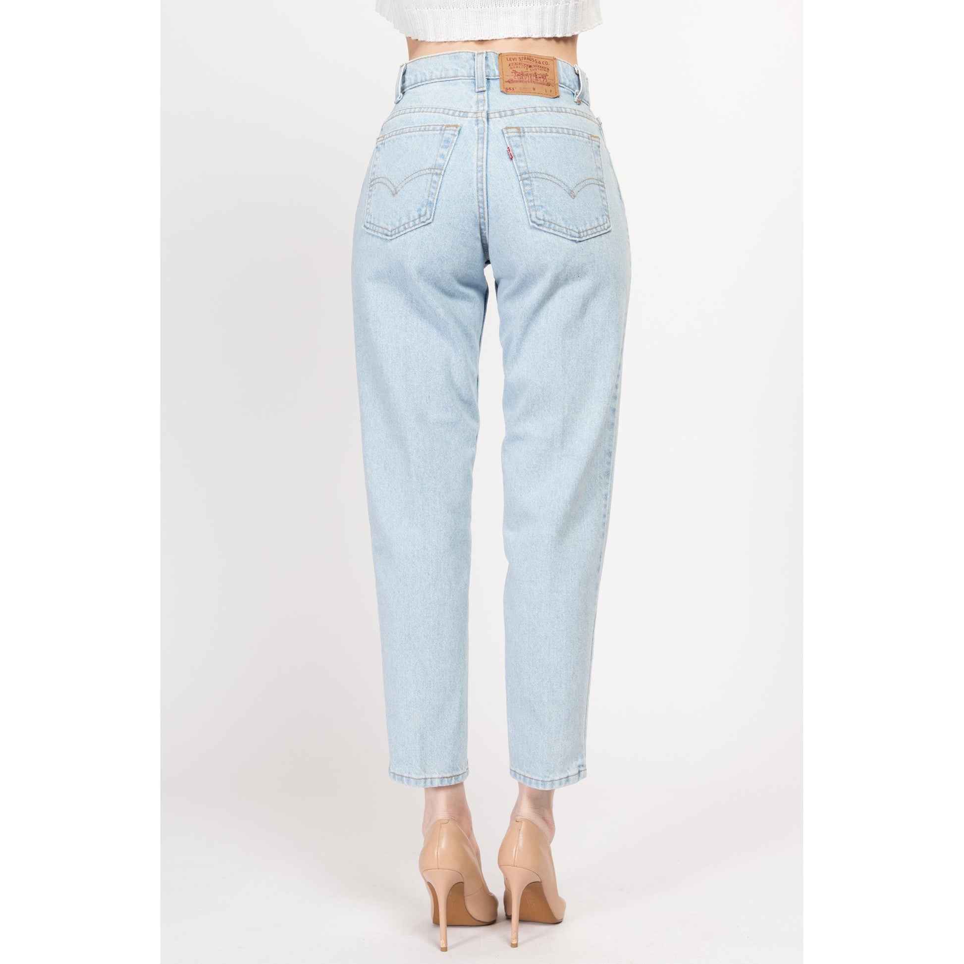 XS 90s Levis 551 High Waisted Mom Jeans 26" | Vintage Levi's Light Wash Denim Relaxed Fit Tapered Leg Jeans