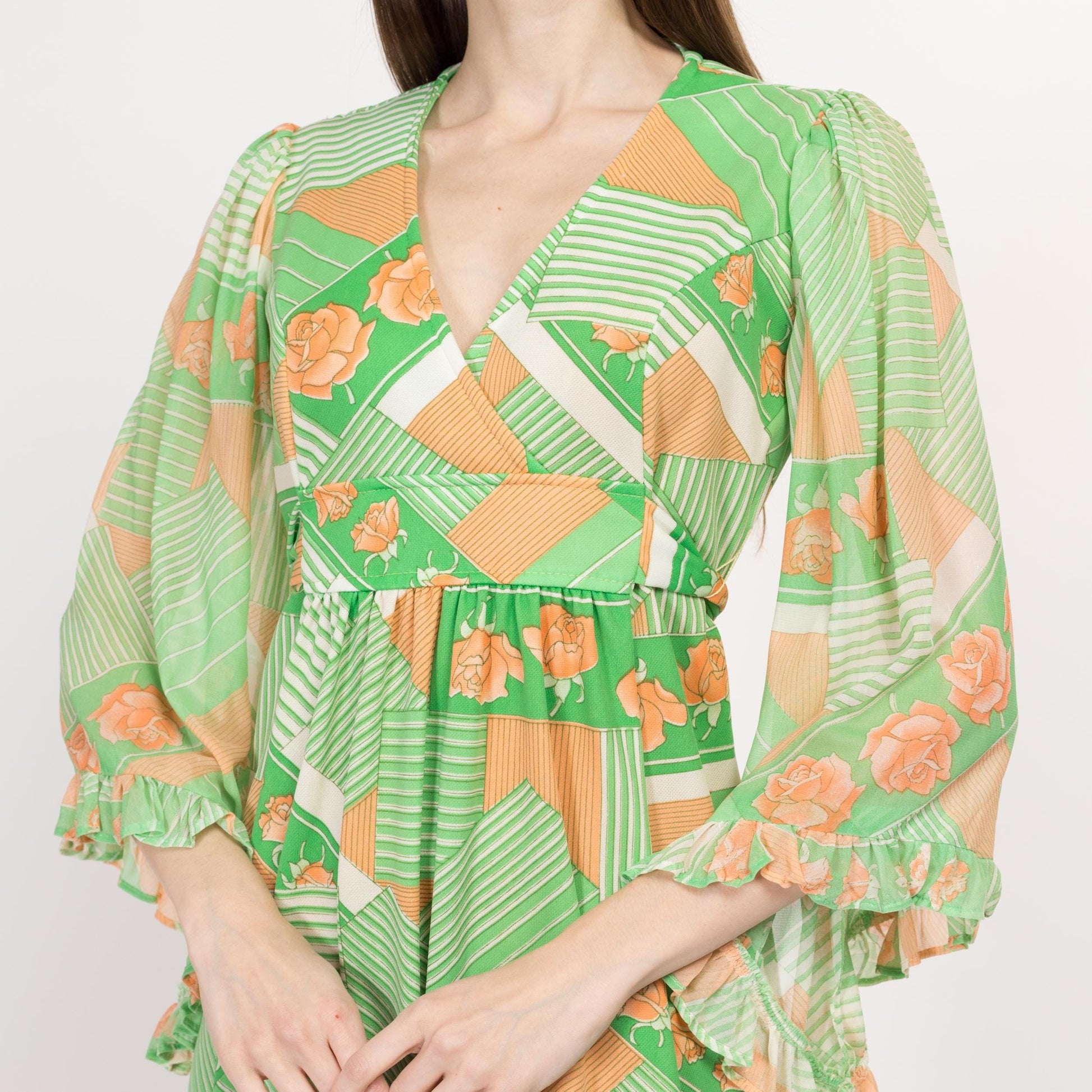 Small 70s Boho Green Floral Angel Sleeve Maxi Dress | Vintage Sheer Sleeve A Line Empire Waist Prairie Hippie Gown