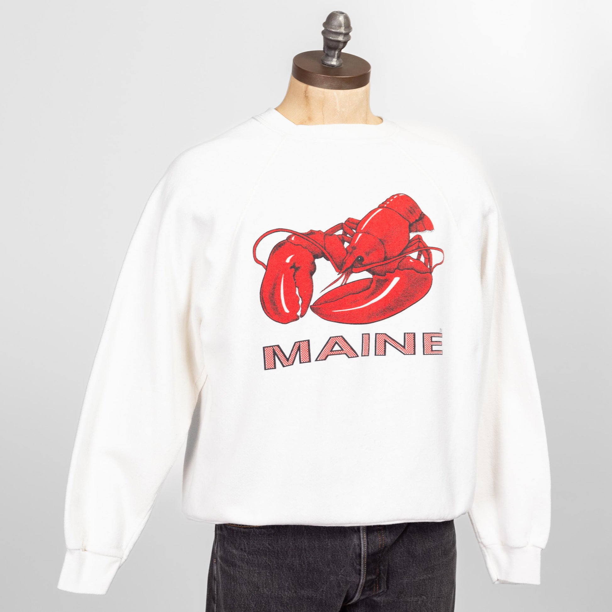 XL 90s Maine Lobster Sweatshirt | Vintage White Raglan Sleeve Graphic Crewneck Sweater