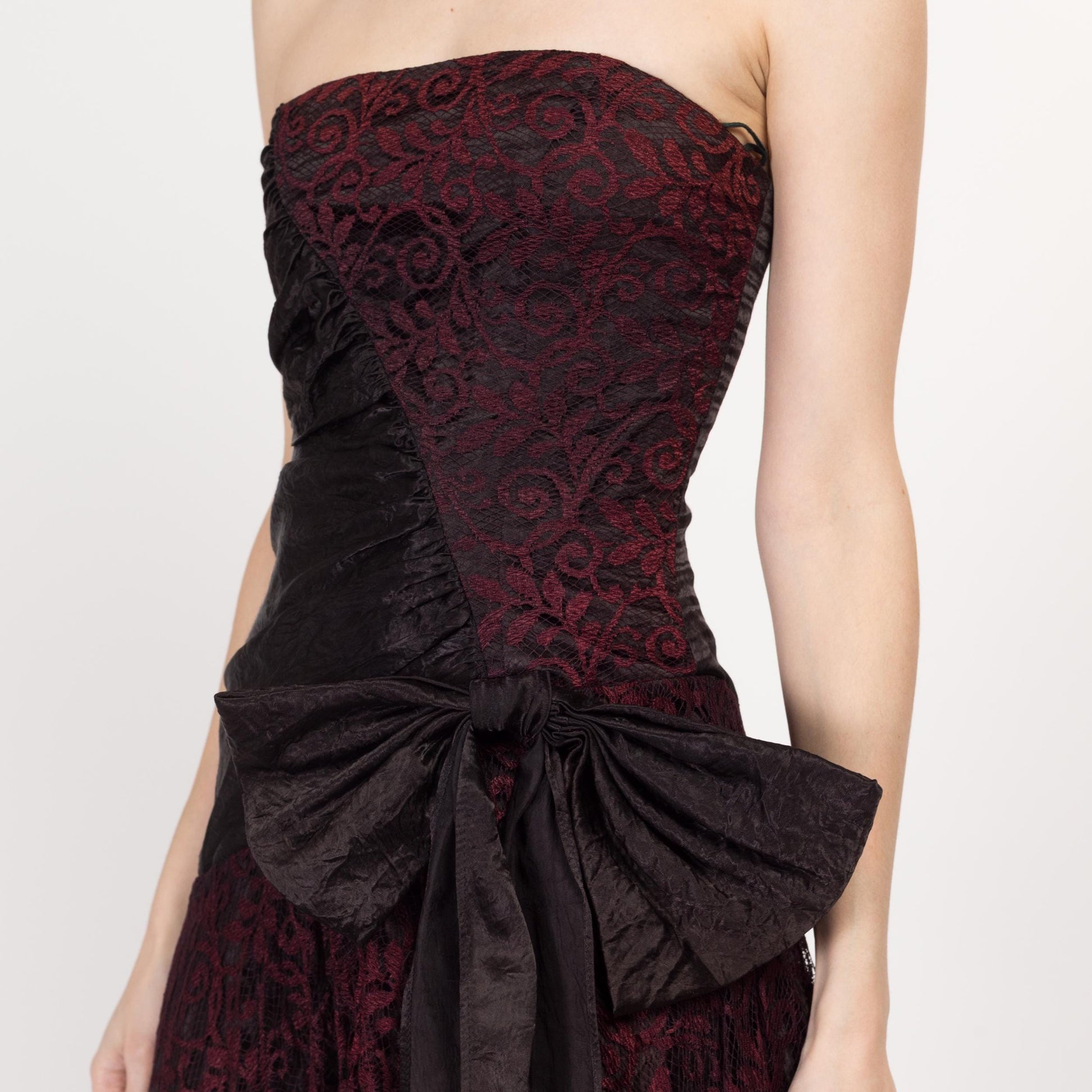 XS 80s Red Lace & Black Satin Strapless Party Dress | Vintage Fit Flare Gothic Formal Midi Dress