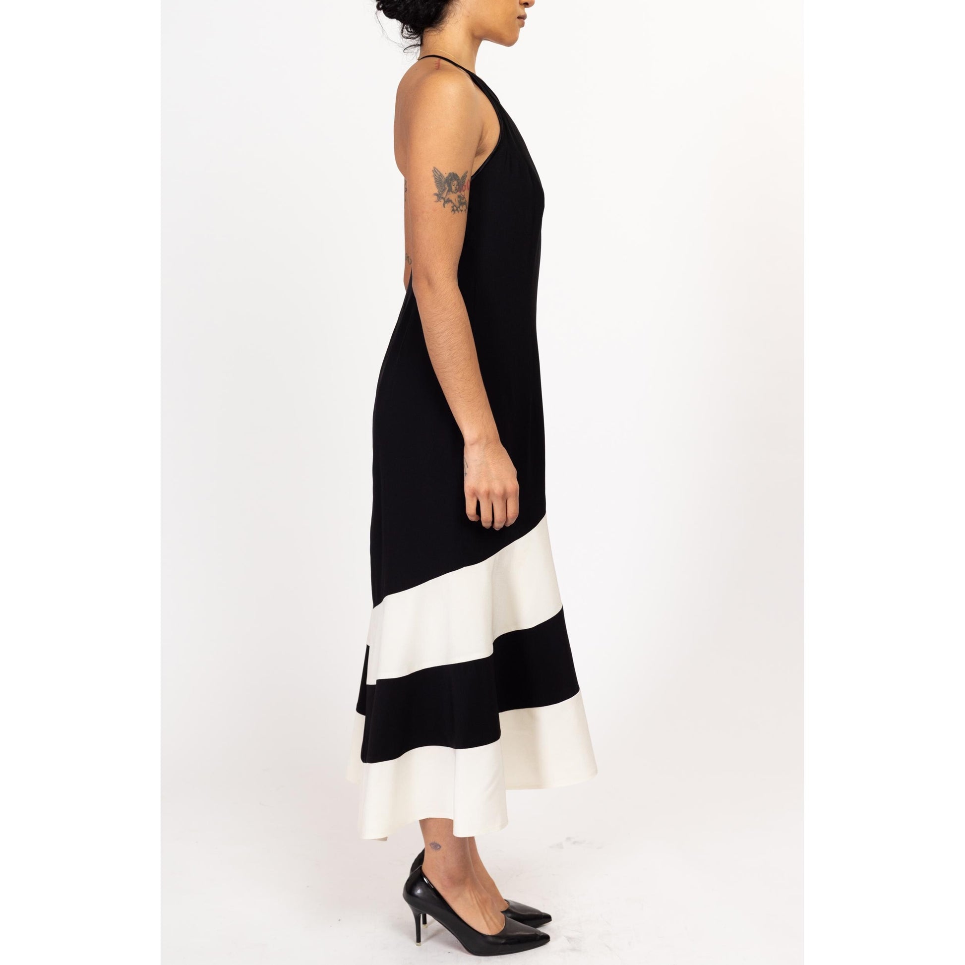 Medium 80s Cache Black & White Cross Back Trumpet Skirt Dress | Vintage Strappy Backless Sleeveless Formal Party Gown
