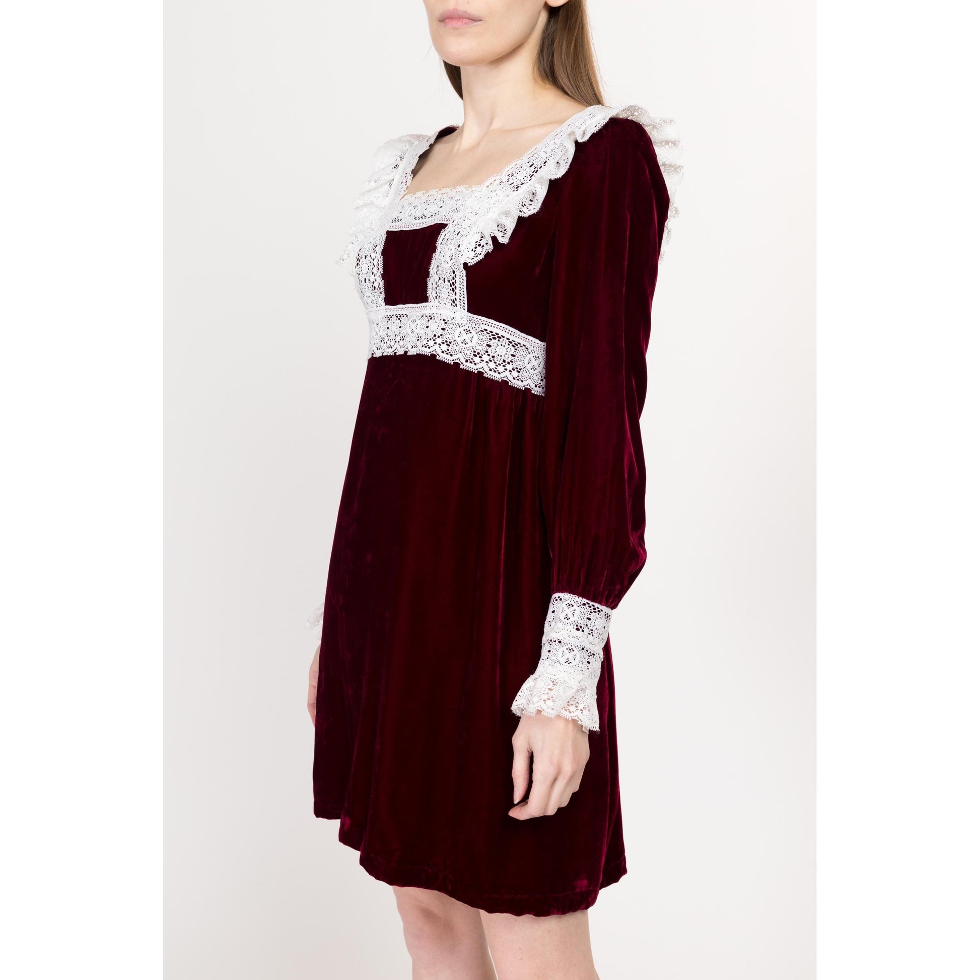XS 60s Cherry Red Velvet & White Lace Babydoll Mini Dress | Vintage Square Neck Long Sleeve Party Dress