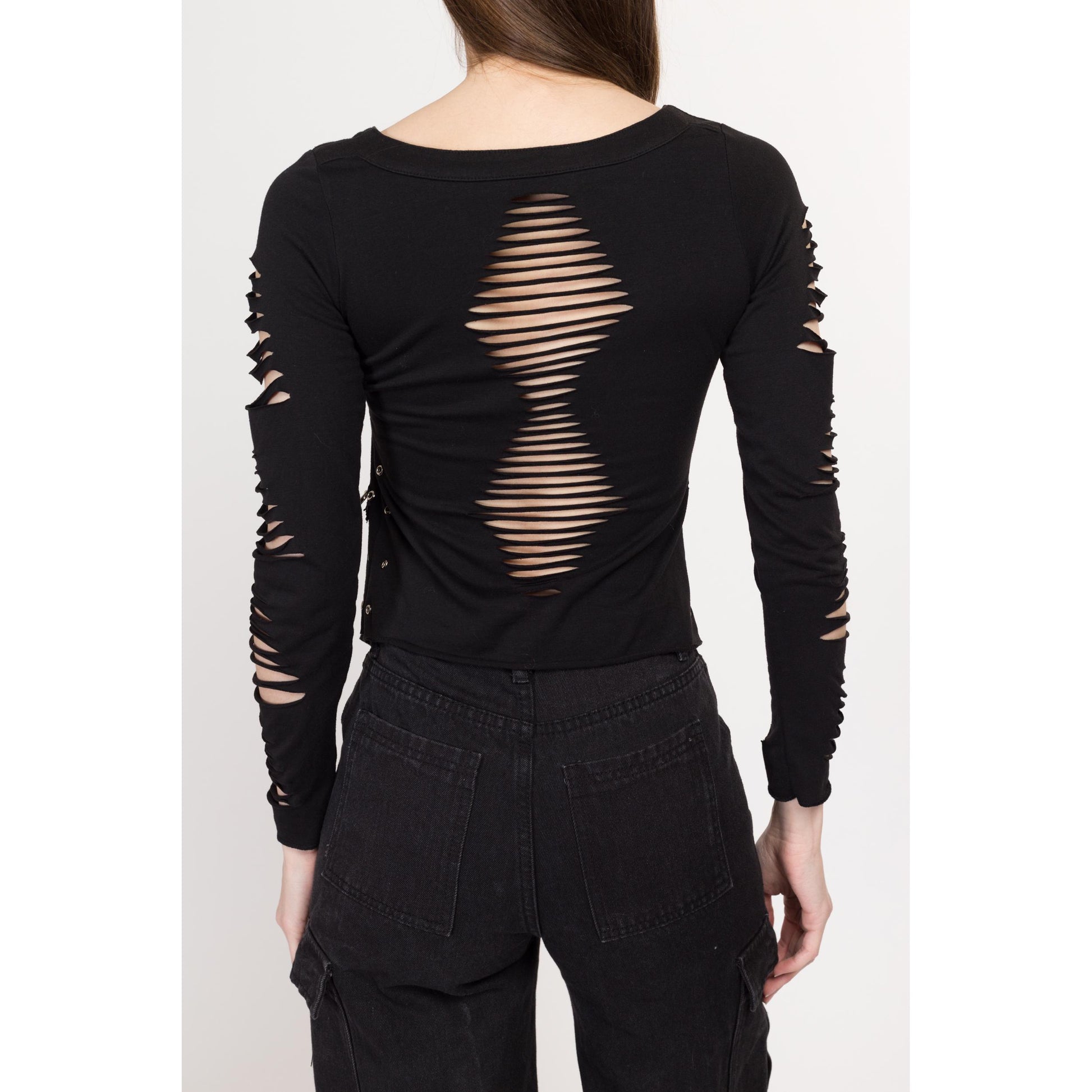 Small Y2K Gothic Black Slashed Zipper Top | Vintage Punk Heart Chain Long Sleeve Distressed Shirt
