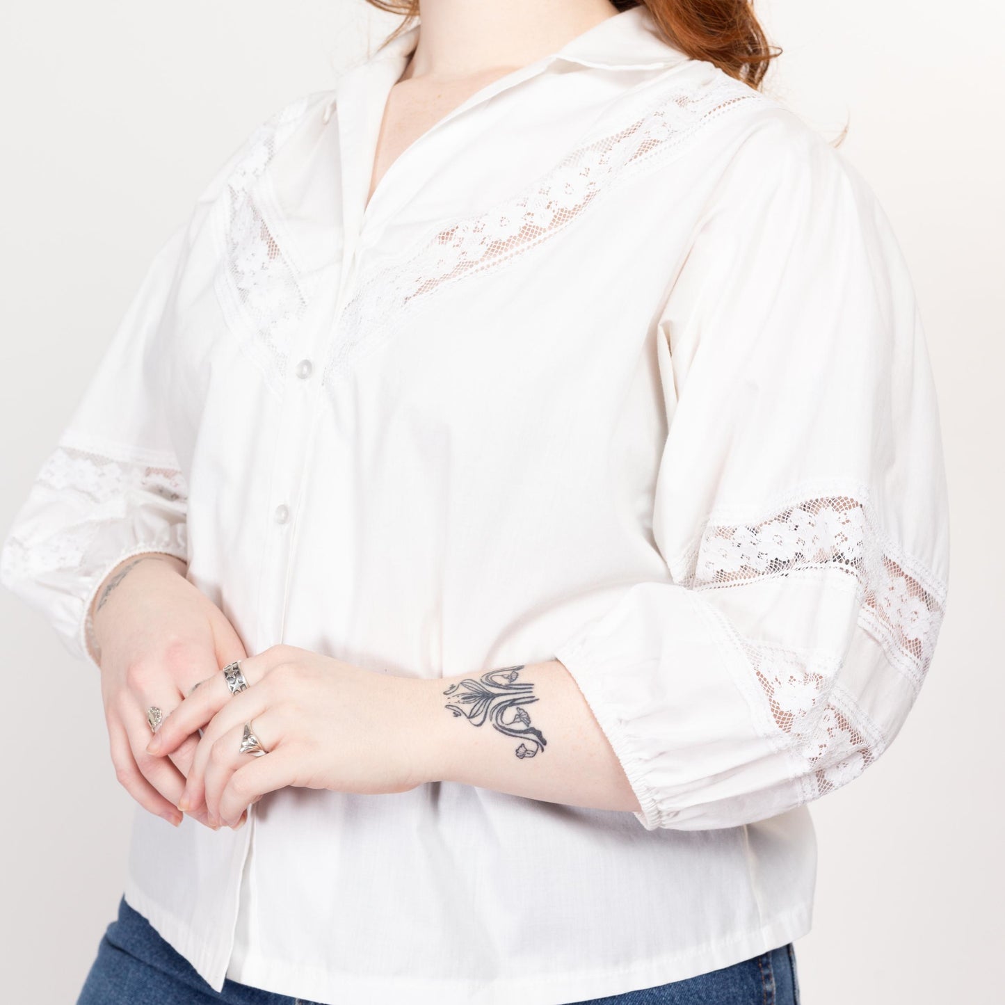 Large 70s White Balloon Sleeve Lace Trim Peasant Blouse | Vintage 3/4 Sleeve Boho Button Up Collared Shirt