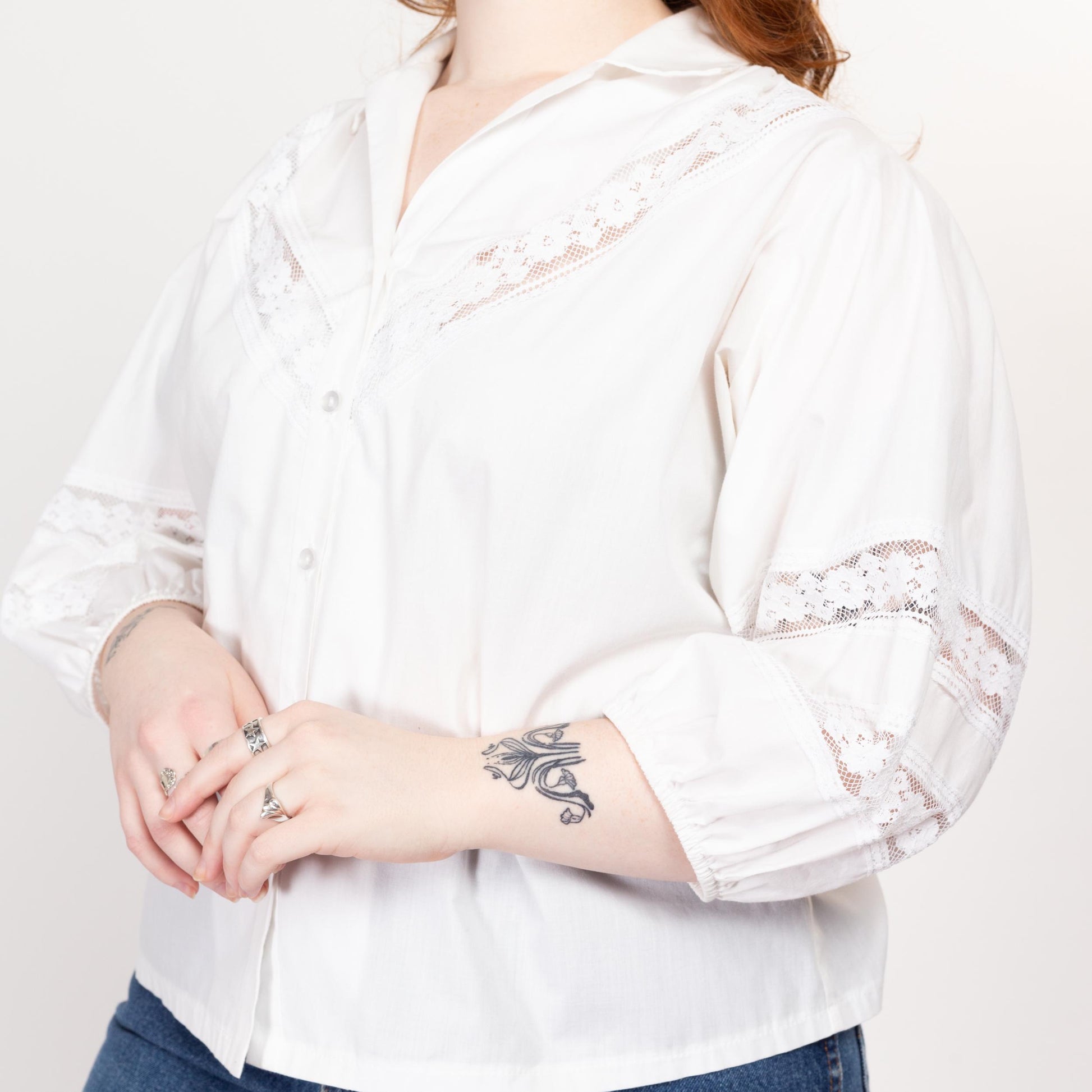 Large 70s White Balloon Sleeve Lace Trim Peasant Blouse | Vintage 3/4 Sleeve Boho Button Up Collared Shirt