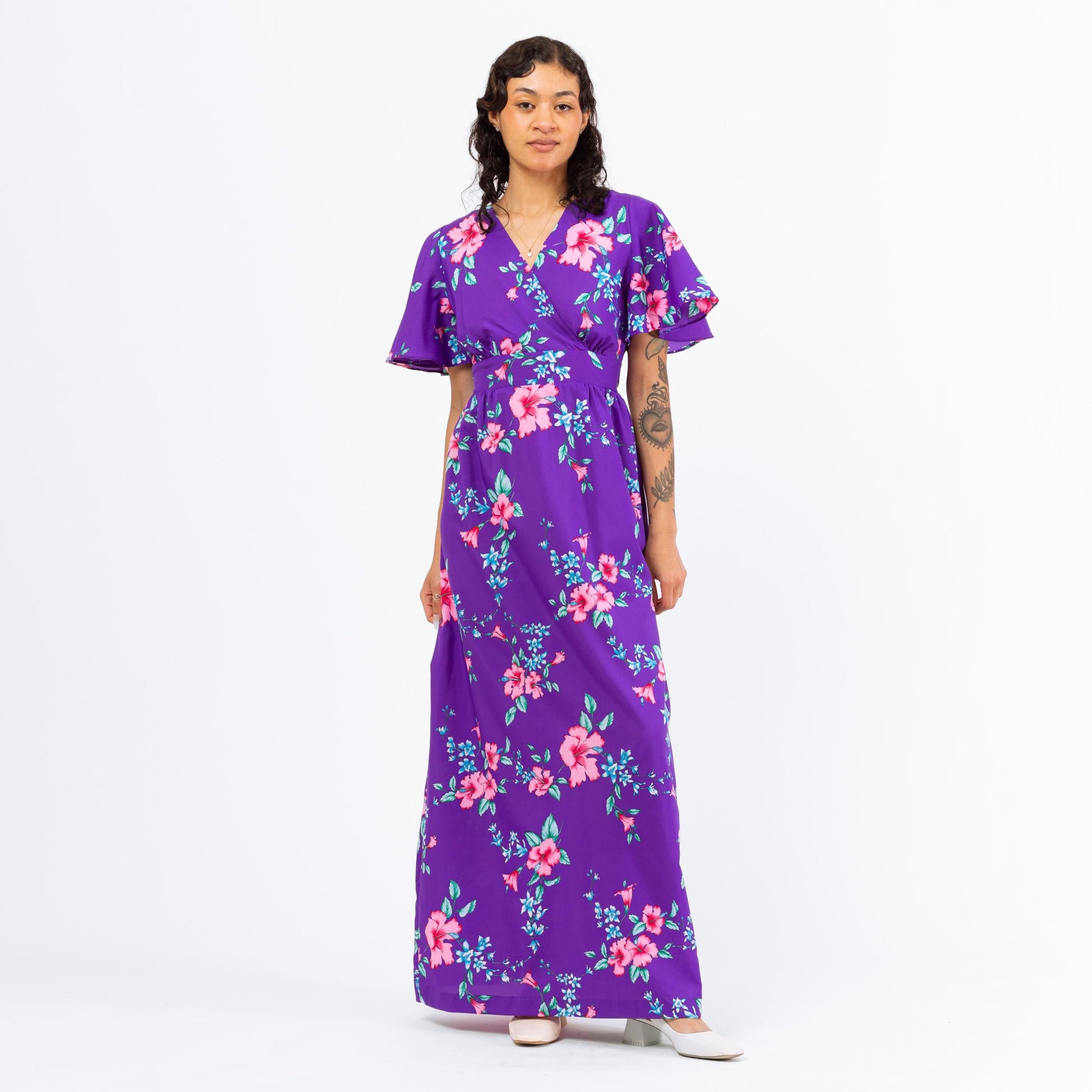 Vintage 70s Hawaiian Purple Hibiscus Floral Maxi Dress Vintage 70s Hawaiian Purple Hibiscus Floral Maxi Dress