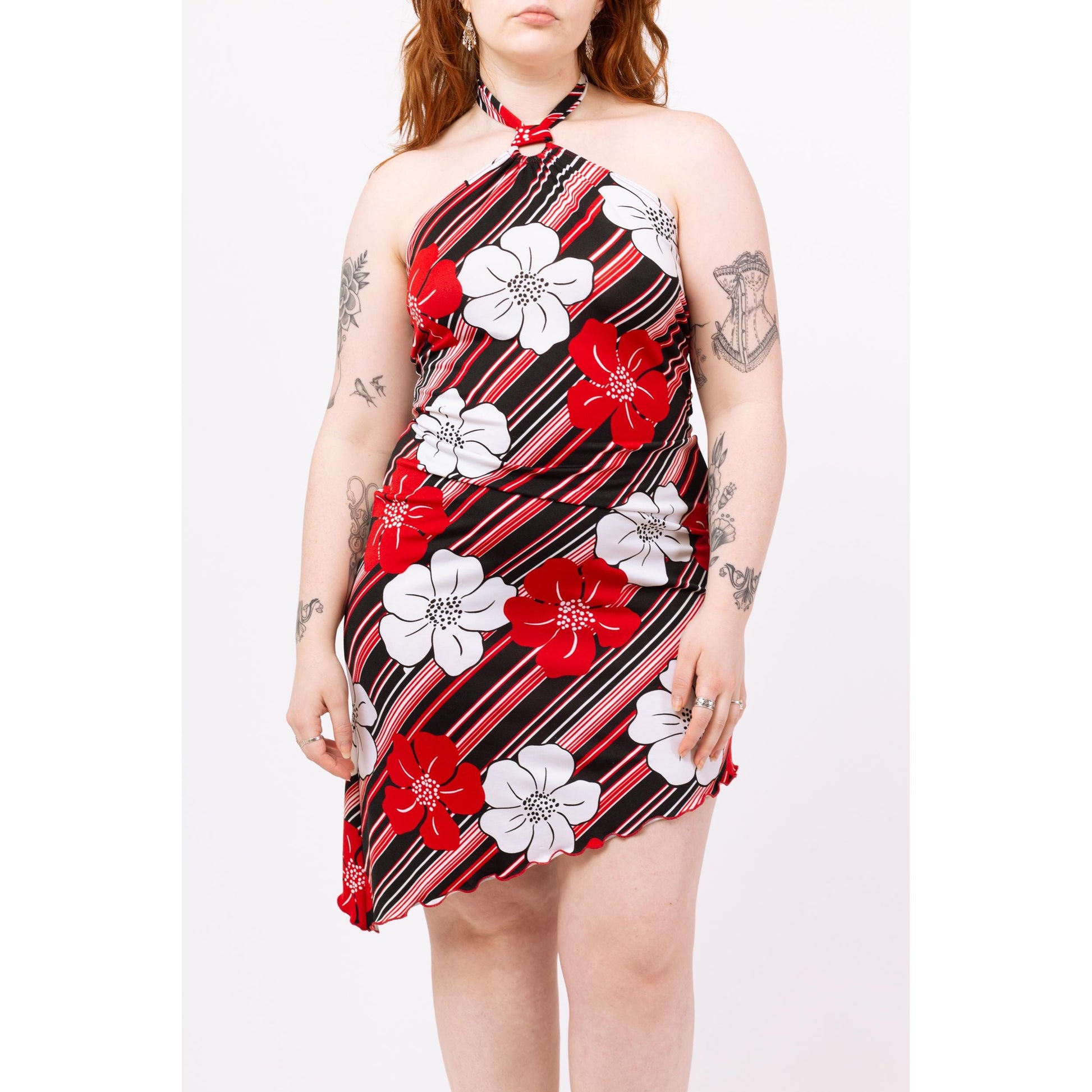 Vintage 90s Y2K Tropical Hibiscus Floral Party Dress - Medium to Large | Red White & Black Lettuce Hem Mini Dress, Boho Summer Sundress