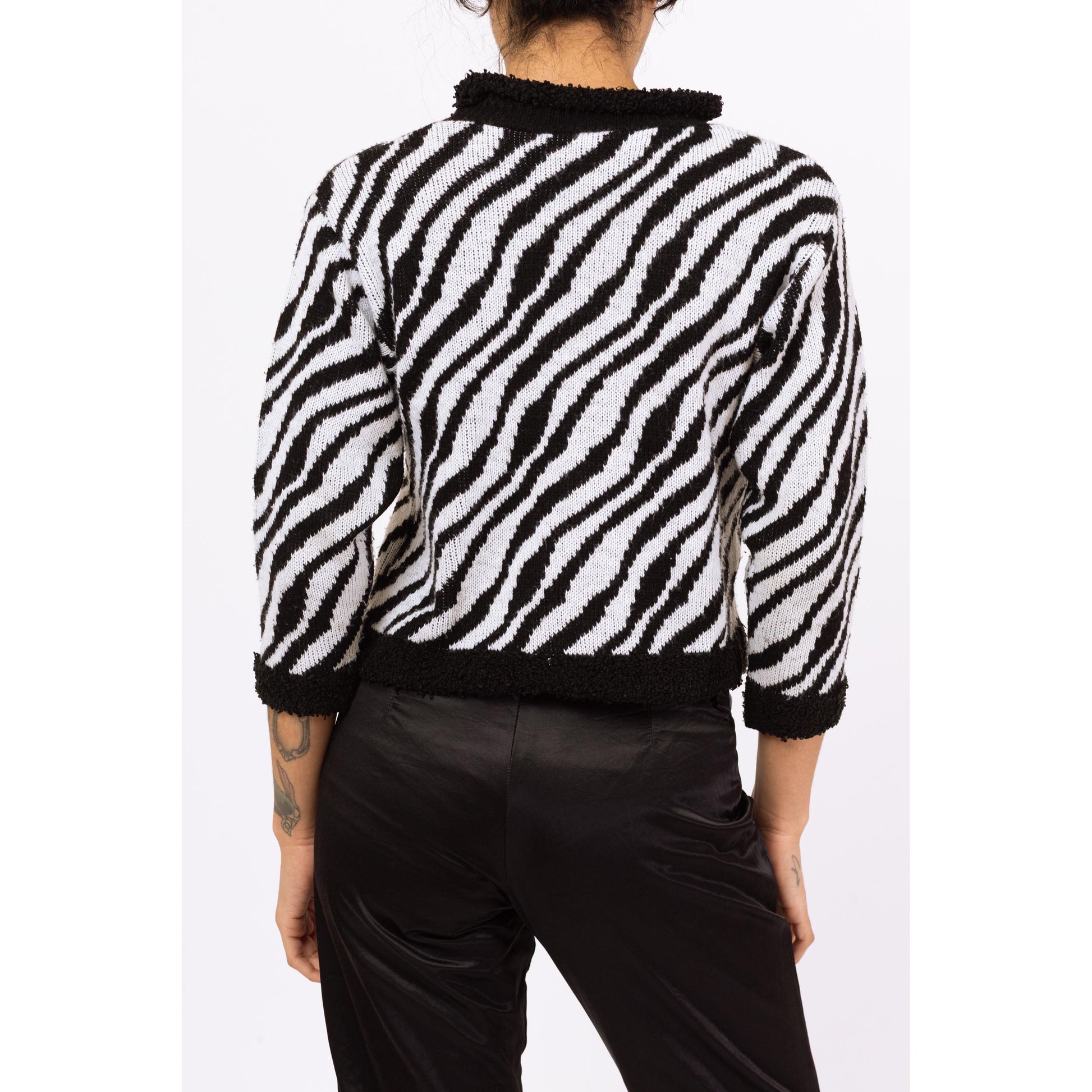 Vintage 90s Zebra Striped Cropped Shaggy Knit Sweater - Small | Grunge Sweater, Crop Top Animal Print Pullover