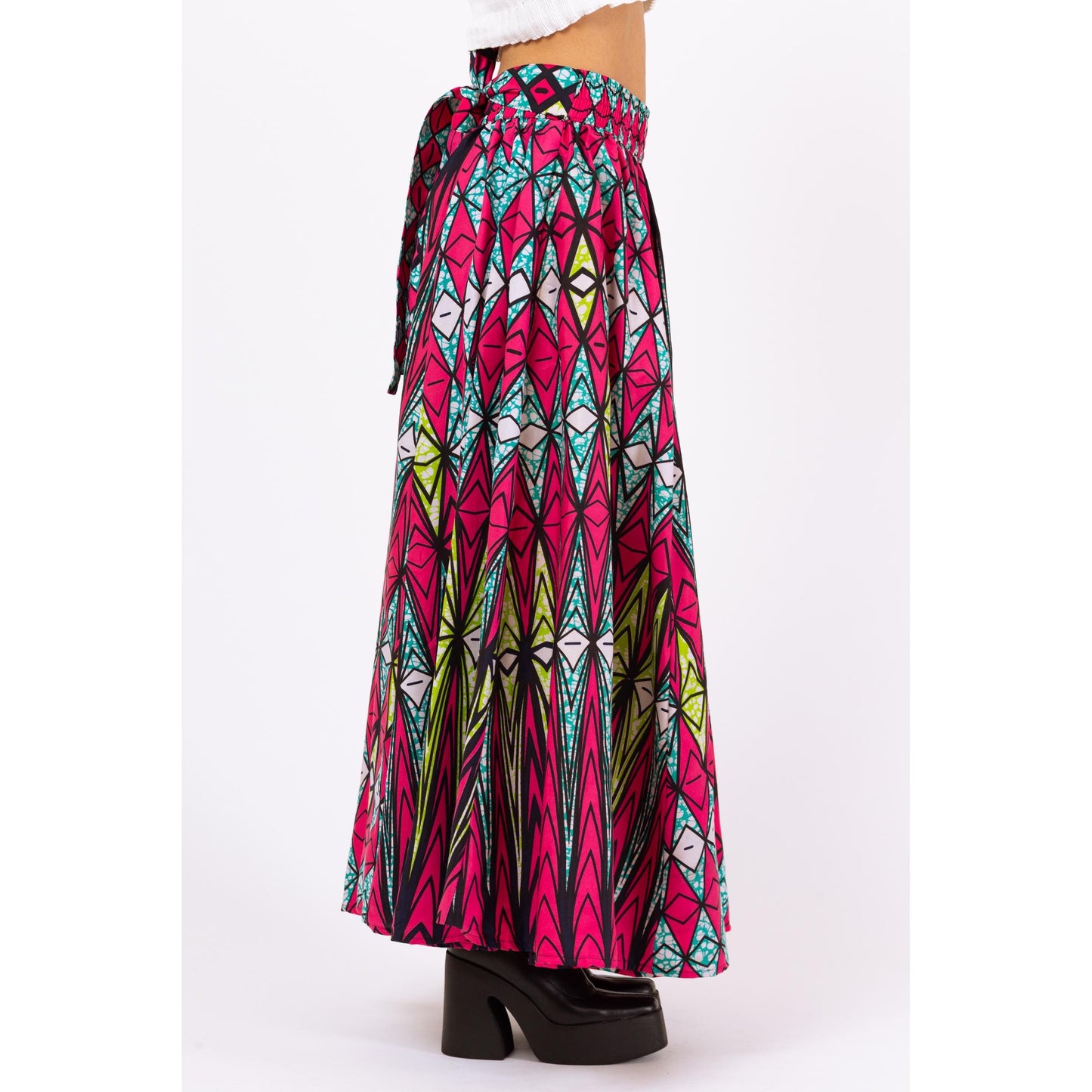 Vintage Y2K African Ankara Print Maxi Skirt - Small to Large | Boho Long Skirt, Wax Print Skirt, Pocket Skirt