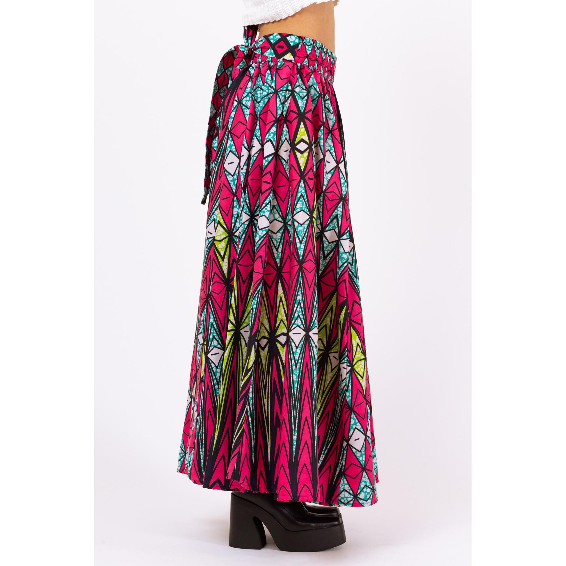 Vintage Y2K African Ankara Print Maxi Skirt - Small to Large | Boho Long Skirt, Wax Print Skirt, Pocket Skirt