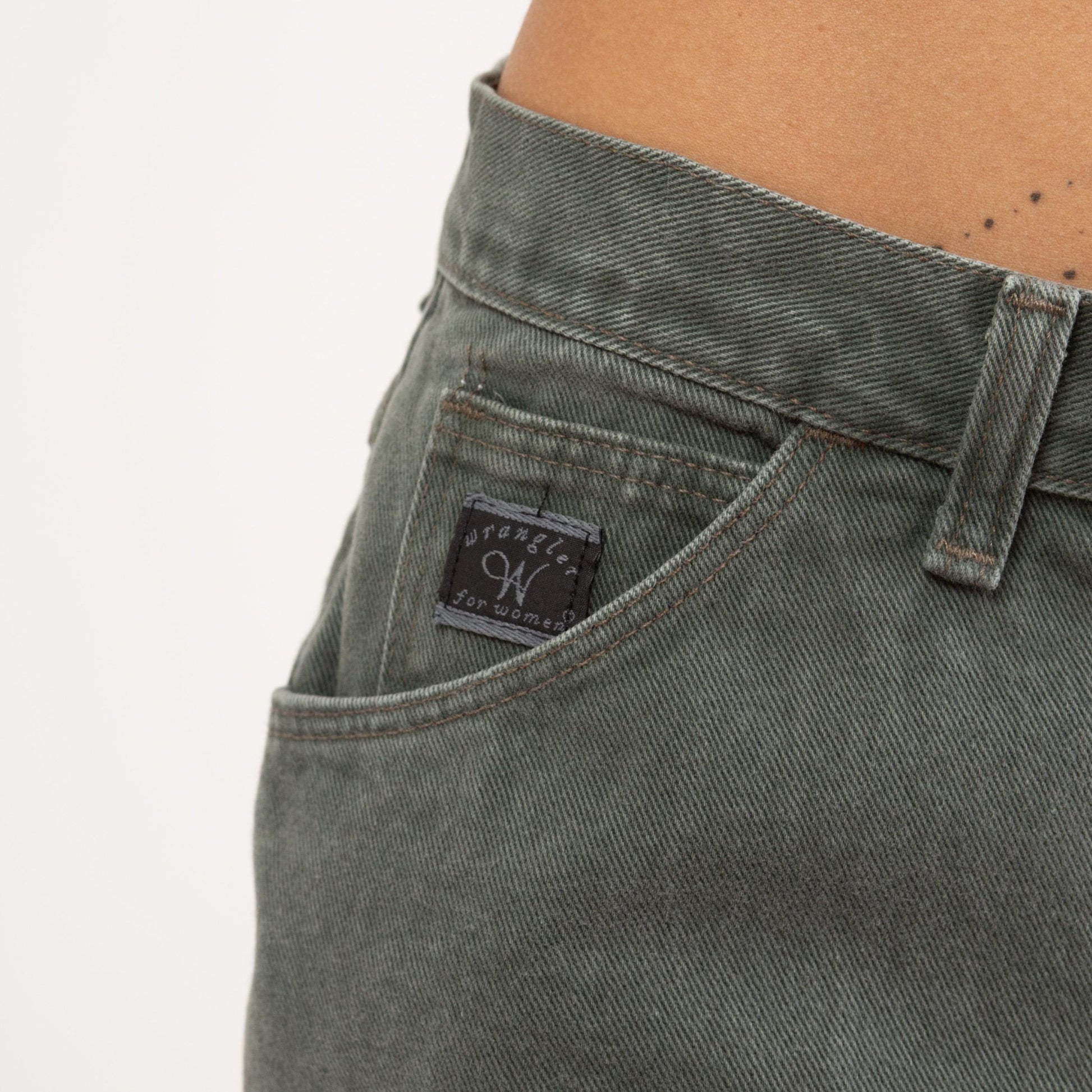 Vintage 90s Wrangler Soft Sage Green High Waisted Jeans - 29.5“ Waist | Vintage Denim Tapered Leg Mom Jeans