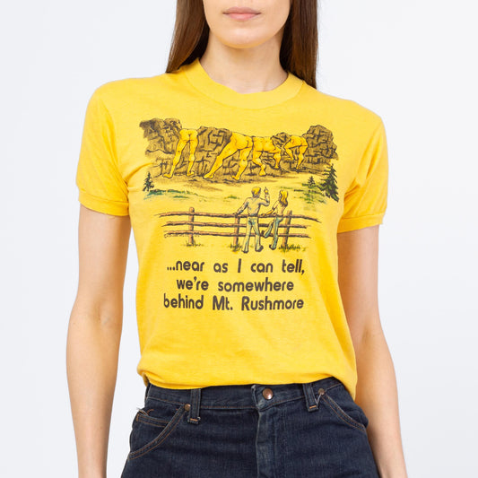 Vintage 70s Mount Rushmore Funny Graphic Tee - XS to Small | "Behind Mt Rushmore" Yellow South Dakota Travel T Shirt