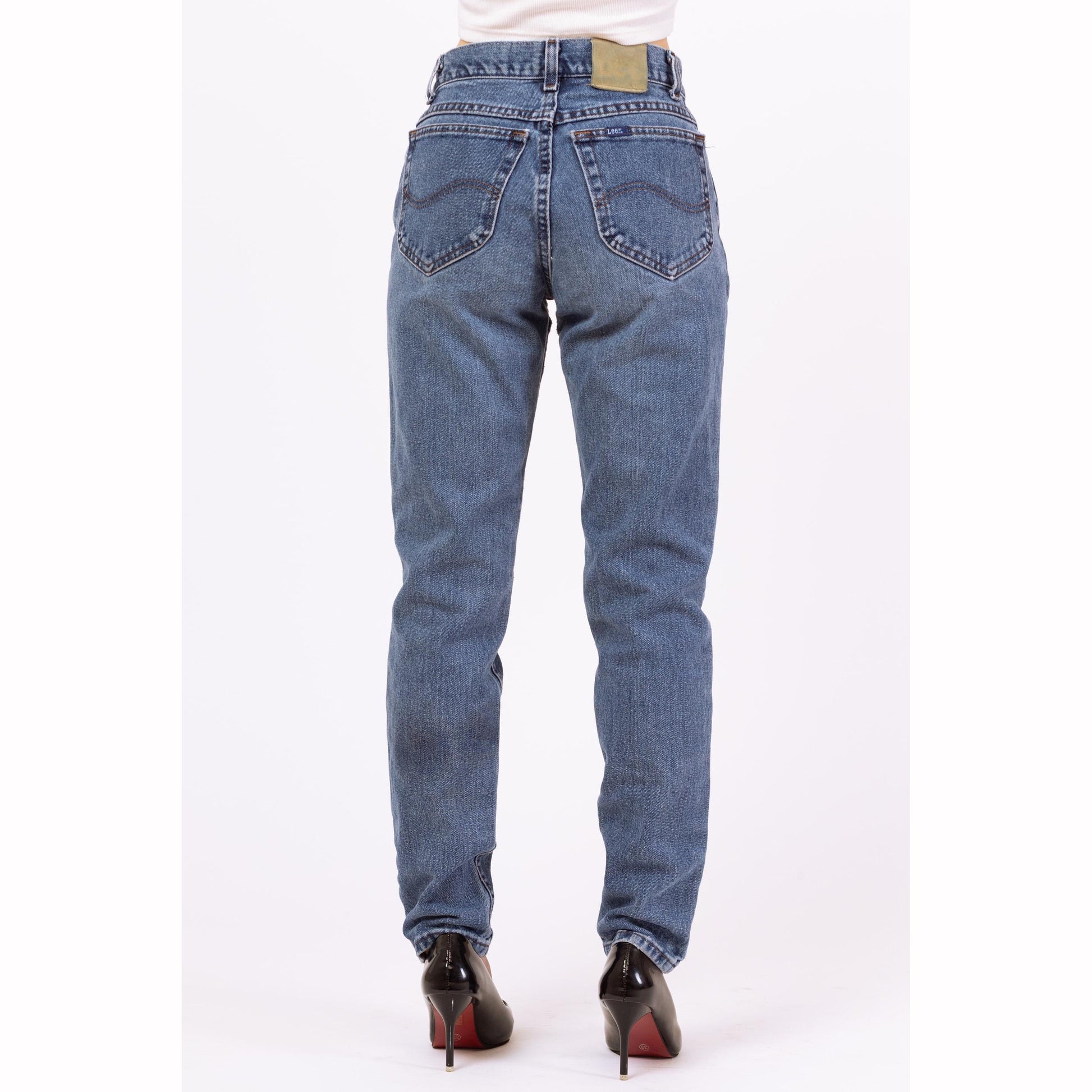 Vintage 90s Lee Mid Rise Stonewash Jeans - Extra Small | Grunge Relaxed Fit Denim Mom Jeans