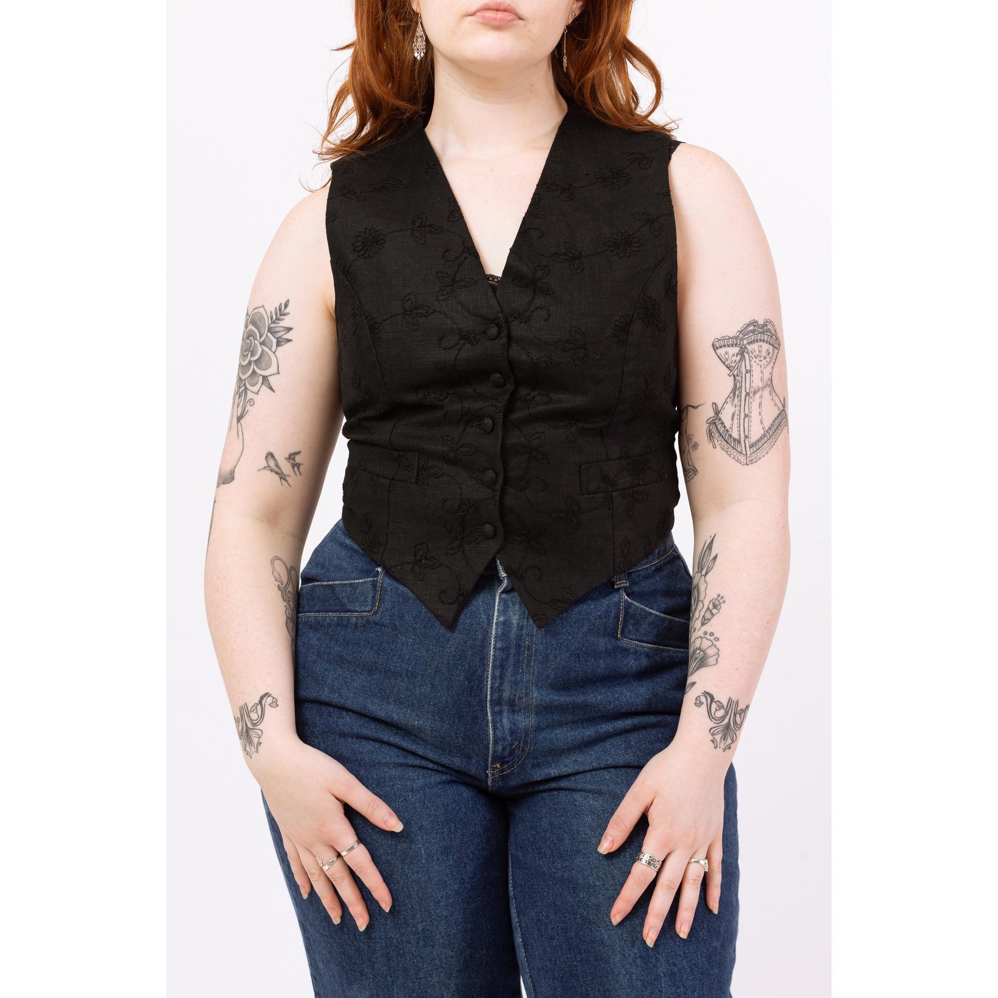 Vintage 90s Black Linen Floral Embroidered Vest - Medium | Boho Crop Top, Button Up V Neck Sleeveless Shirt