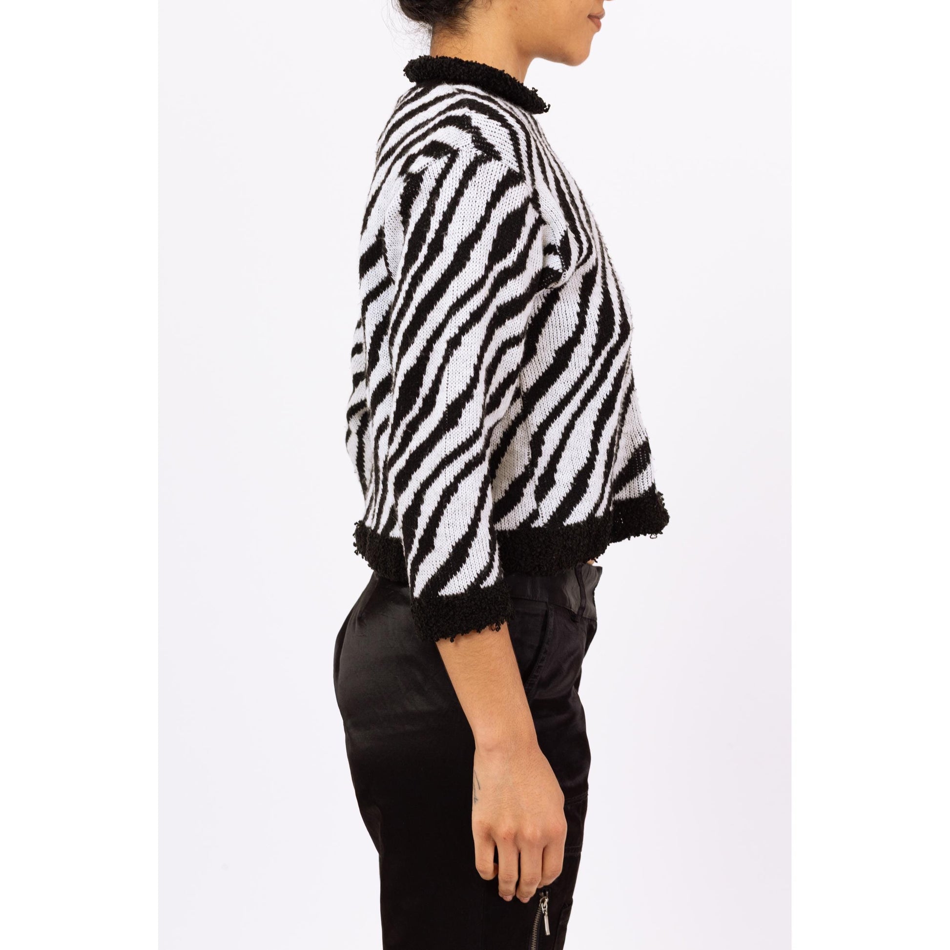 Vintage 90s Zebra Striped Cropped Shaggy Knit Sweater - Small | Grunge Sweater, Crop Top Animal Print Pullover