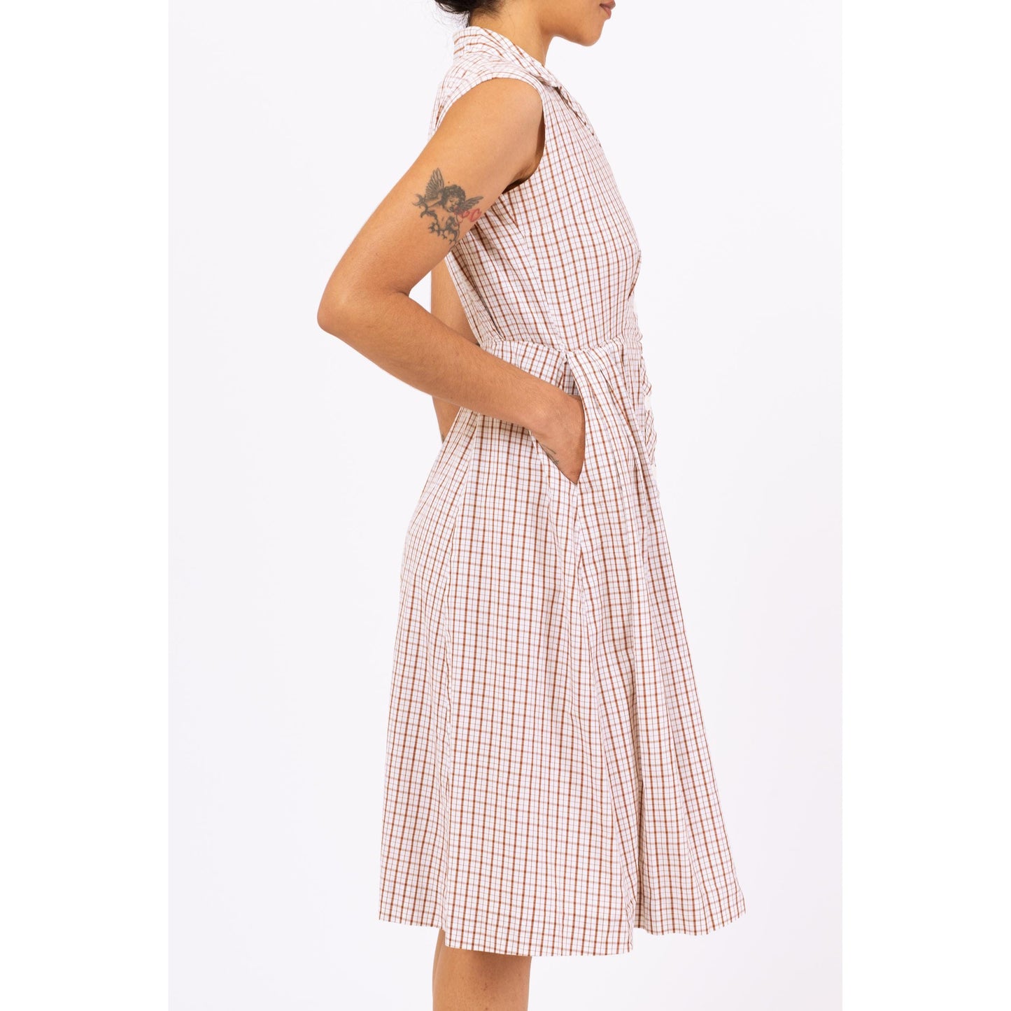 Vintage 60s White & Brown Plaid Shirtdress With Pockets - Small | Sleeveless Fit Flare Day Dress, Button Front Cottagecore Summer Sundress