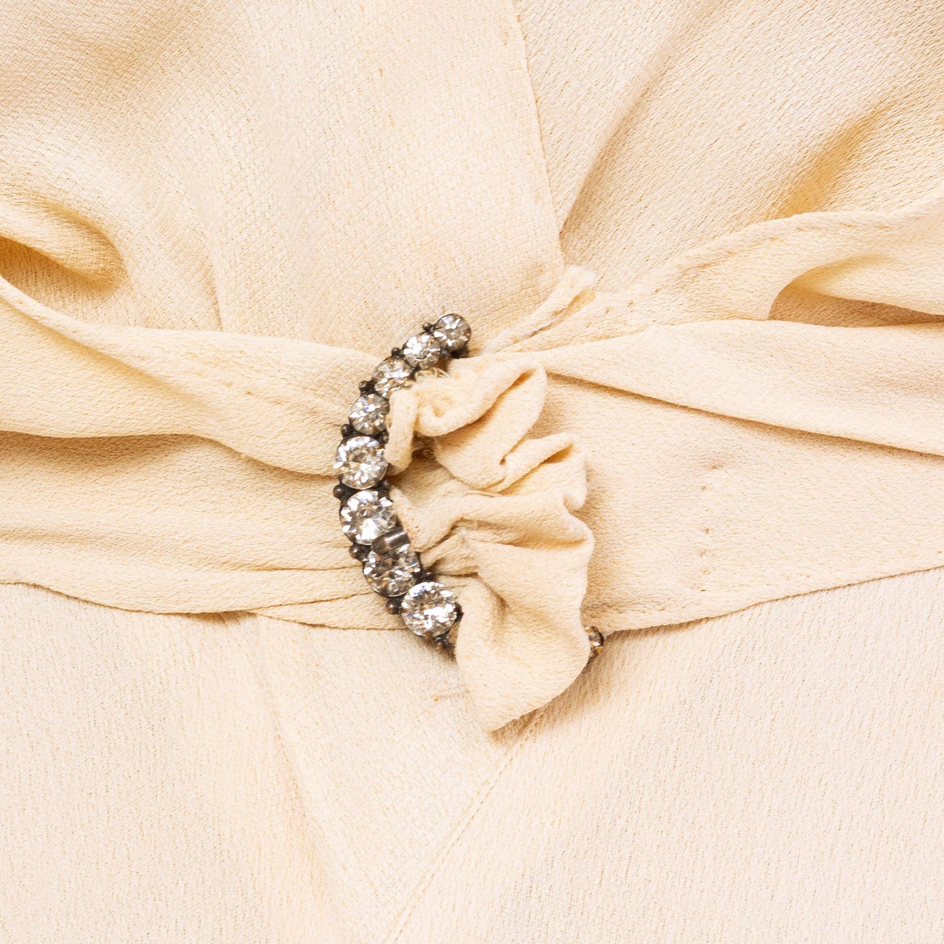 Vintage 1930s Cream Low Back Bias Cut Evening Gown - XS to Small | 30s Old Hollywood Style Deco Drop Waist Cowl Draped Maxi Wedding Dress