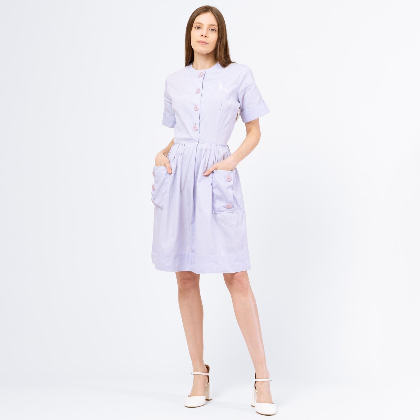 Vintage 40s 50s Pastel Purple Novelty Embroidered Horse Shirtdress - Medium | Retro Short Sleeve Knee Length Shirtwaist Midi Pocket Dress