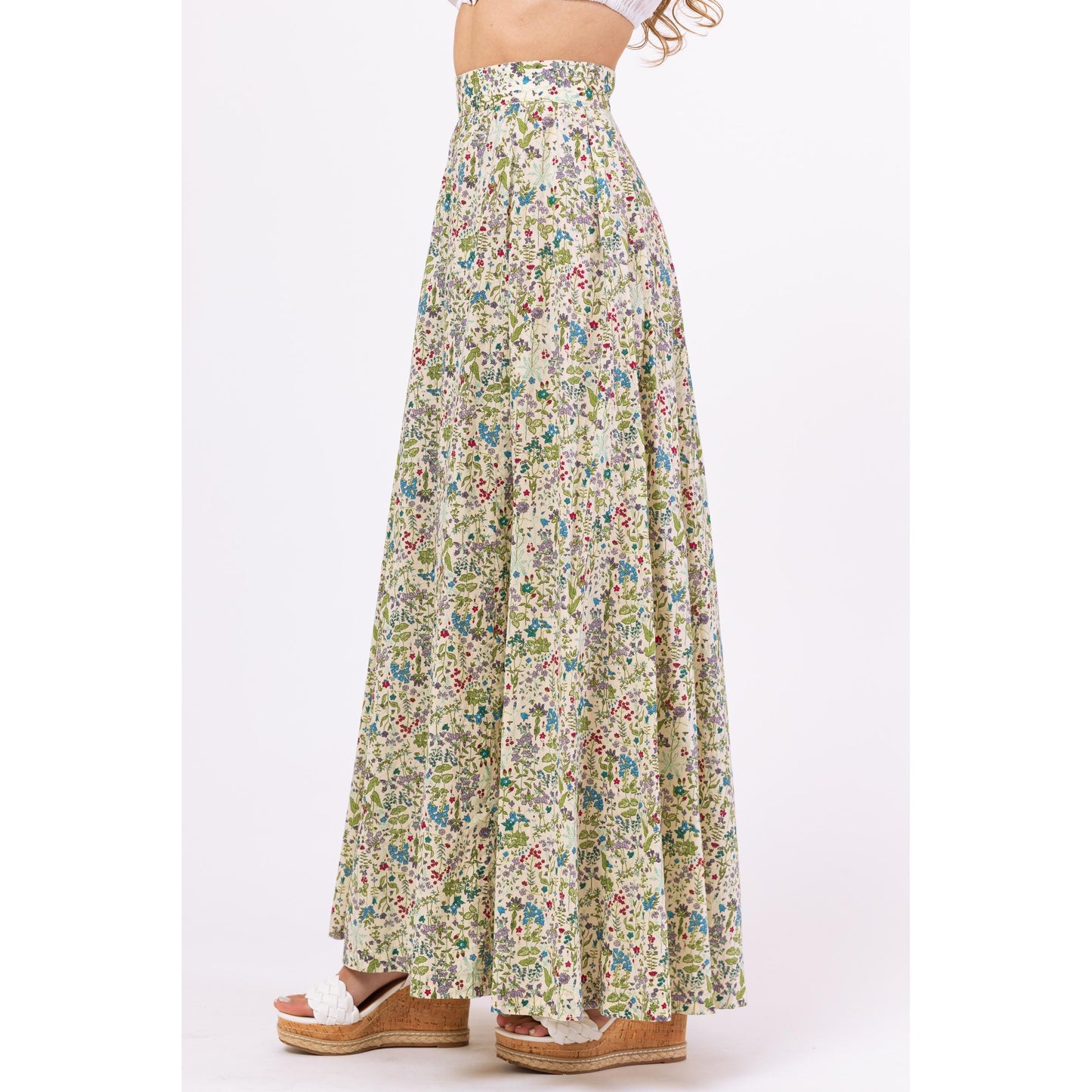 Vintage 70s Boho Wildflower Print Prairie Maxi Skirt - Extra Small, 24" Waist | A-Line Floral Cottagecore Long Summer Skirt