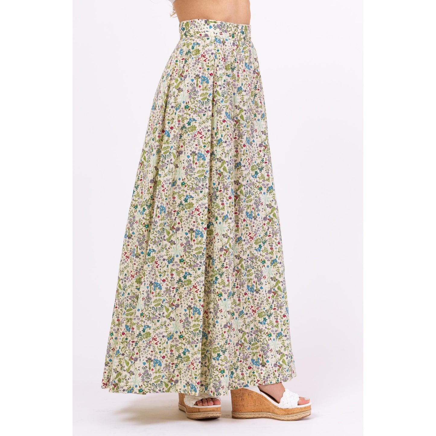 Vintage 70s Boho Wildflower Print Prairie Maxi Skirt - Extra Small, 24" Waist | A-Line Floral Cottagecore Long Summer Skirt