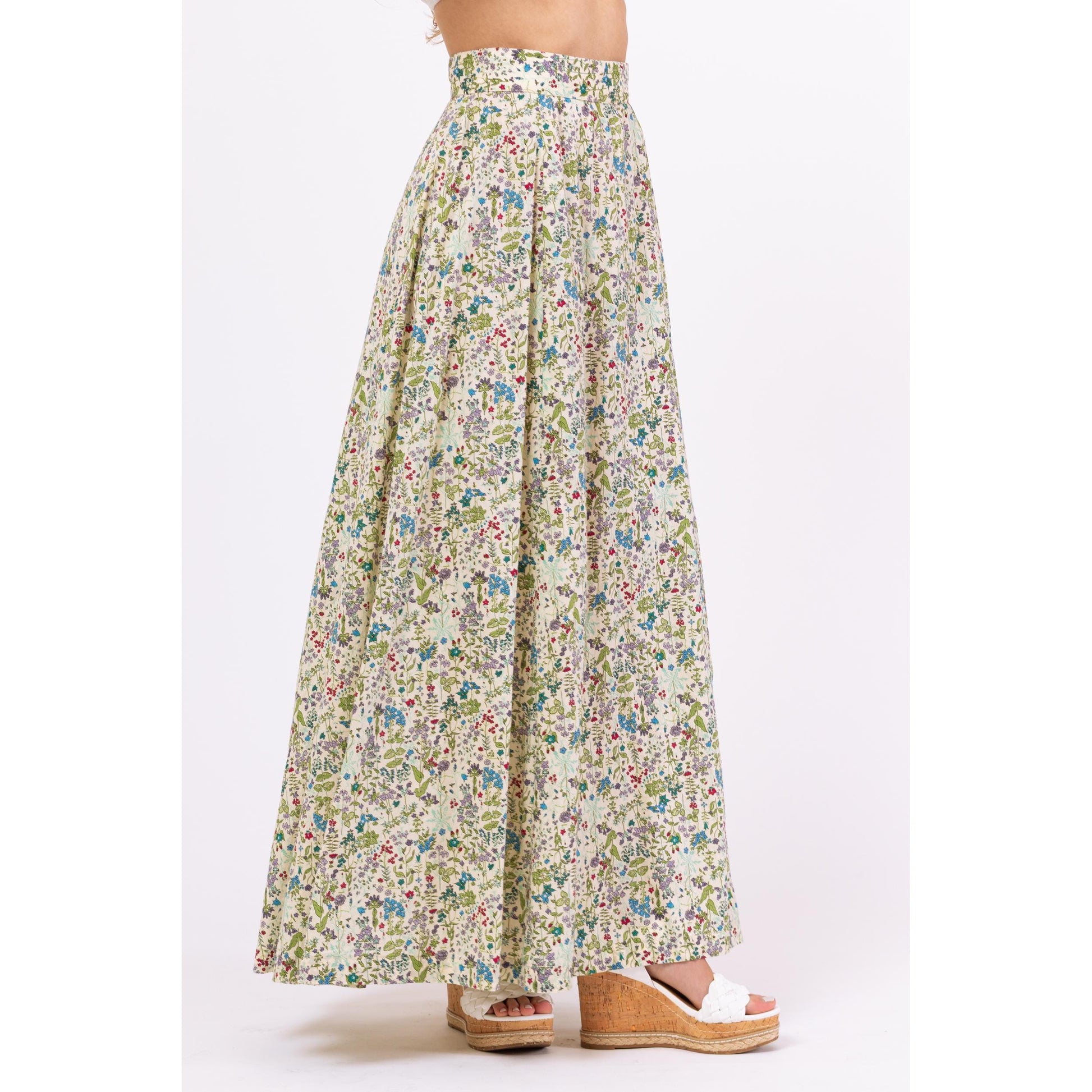 Vintage 70s Boho Wildflower Print Prairie Maxi Skirt - Extra Small, 24" Waist | A-Line Floral Cottagecore Long Summer Skirt
