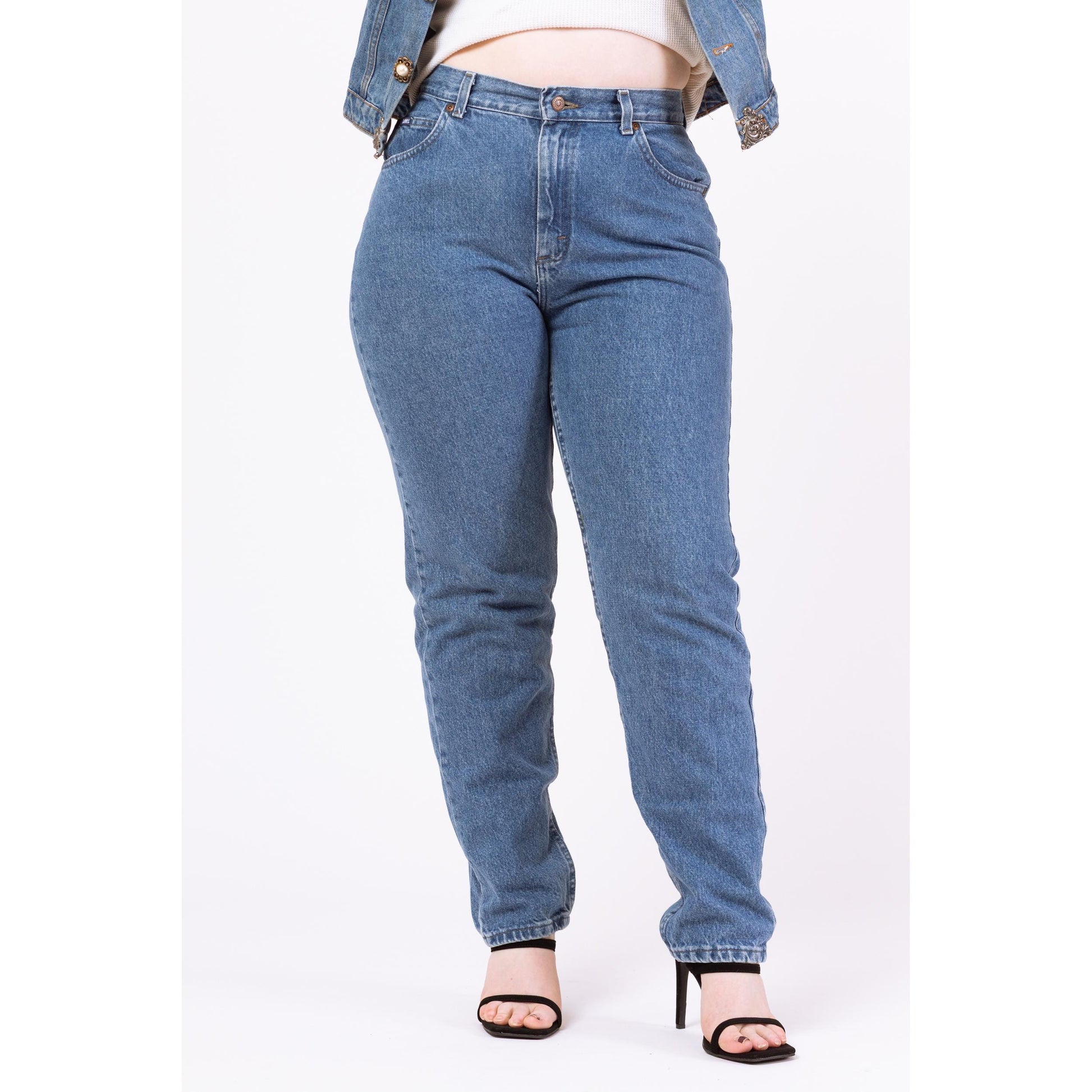 Vintage 90s Lee High Waisted Mom Jeans - Medium to Large, 31" Waist | Tapered Leg Denim, Grunge High Rise Jeans