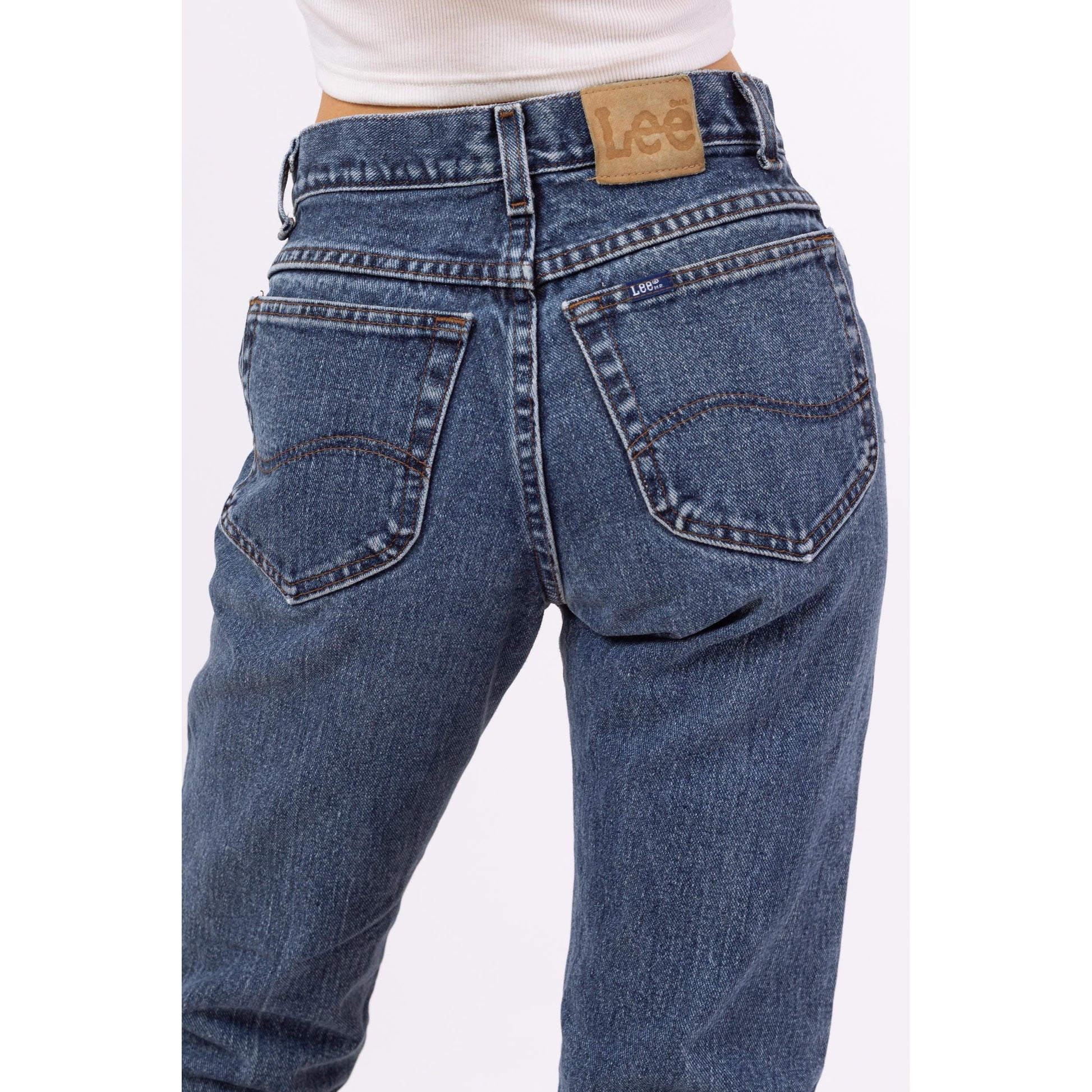 Vintage 90s Lee Stonewash Mid Rise Jeans - Extra Small | Baggy Mom Jeans, Medium Wash Tapered Leg Jeans