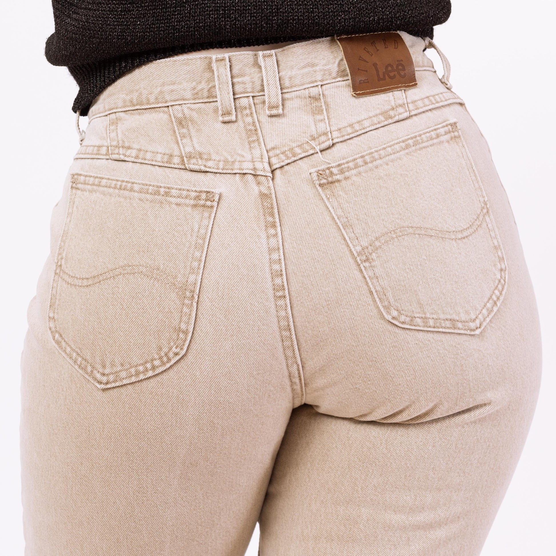 Vintage 90s Lee Light Taupe High Waisted Jeans - Large Tall, 31" Waist | Denim Tapered Leg Long Inseam Mom Jeans, Western Yoke Jeans