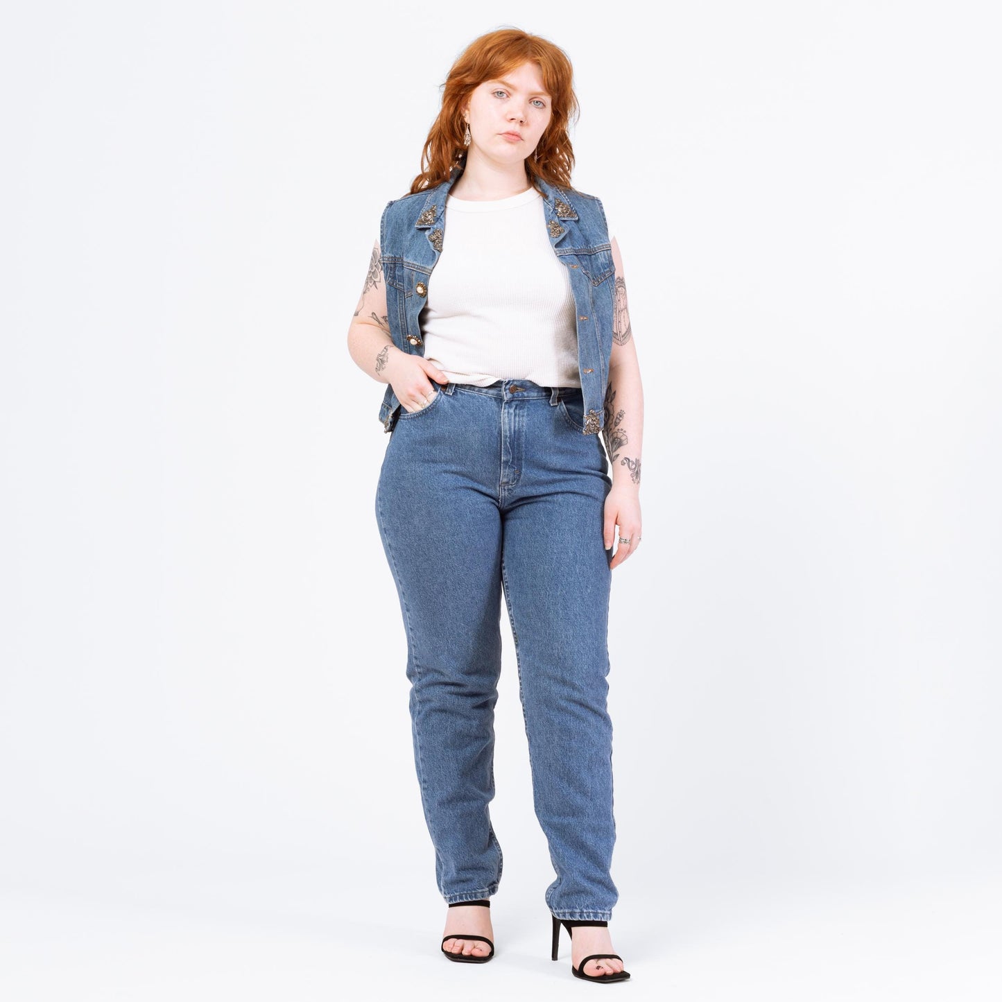 Vintage 90s Lee High Waisted Mom Jeans - Medium to Large, 31" Waist | Tapered Leg Denim, Grunge High Rise Jeans