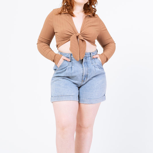 Vintage 90s High Waisted Pleated Jean Shorts - Large, 31" Waist | Light Wash Denim Shorts, Cuffed Jean Shorts, Grunge Mom Shorts