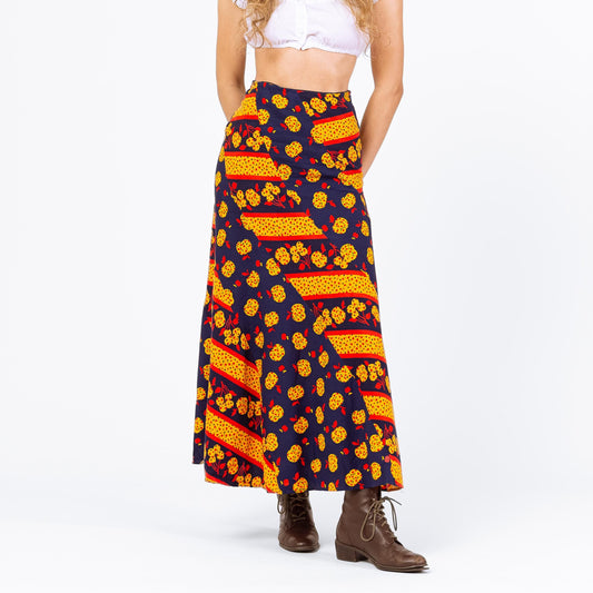 Vintage 70s Apple Print Maxi Skirt - Extra Small, 23" Waist | Boho Long Summer Skirt, High Waist Cottagecore Skirt