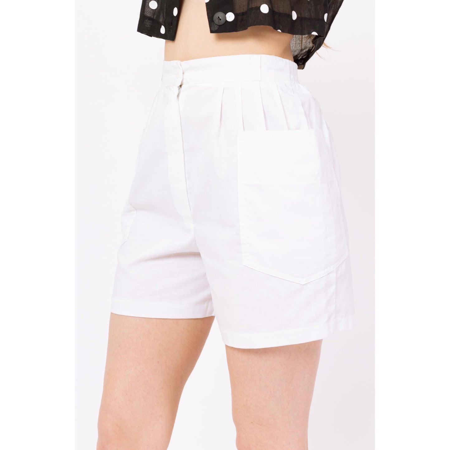 Vintage 80s White Statement Pocket Shorts - XS to Small, 24" to 26" Waist | High Rise Elastic Waist Cotton Blend Casual Summer Cargo Shorts