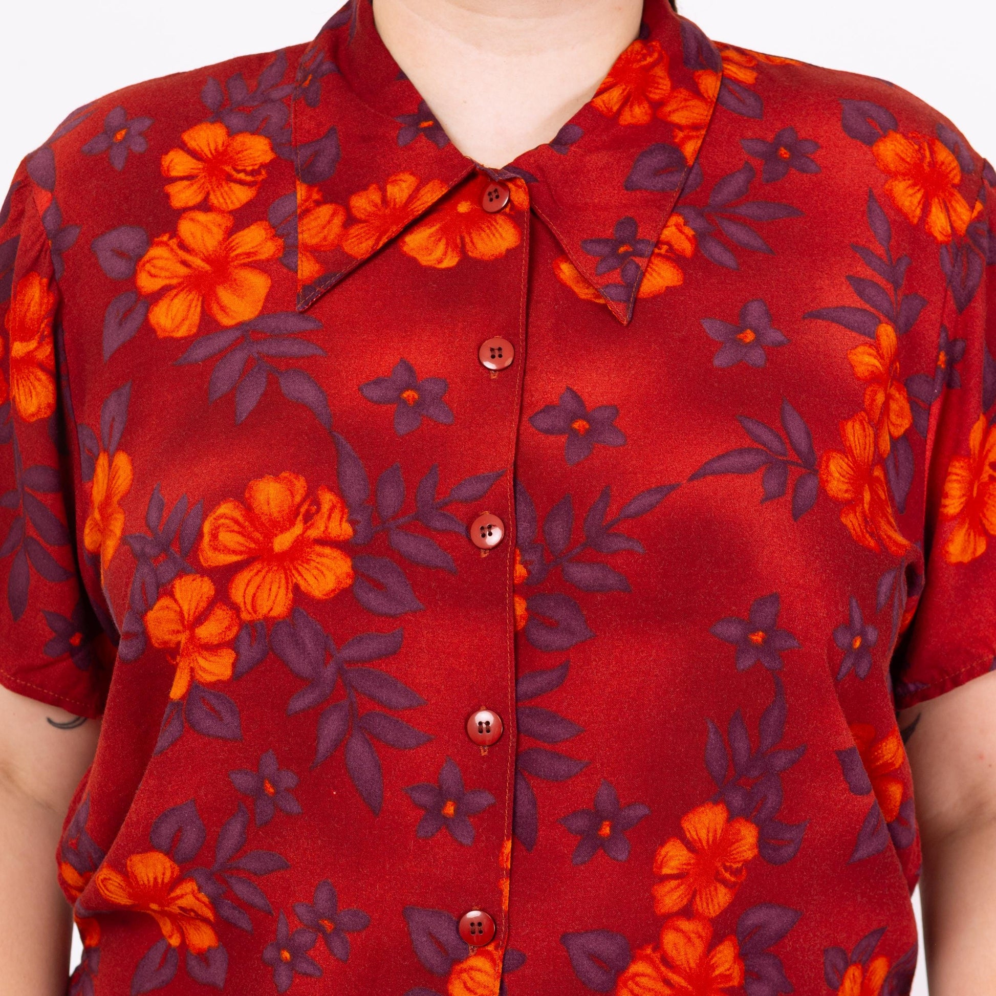 Vintage 90s Red Tropical Floral Soft Rayon Blouse - Extra Large | Short Sleeve Button Up Collared Top, Boho Hawaiian Aloha Shirt