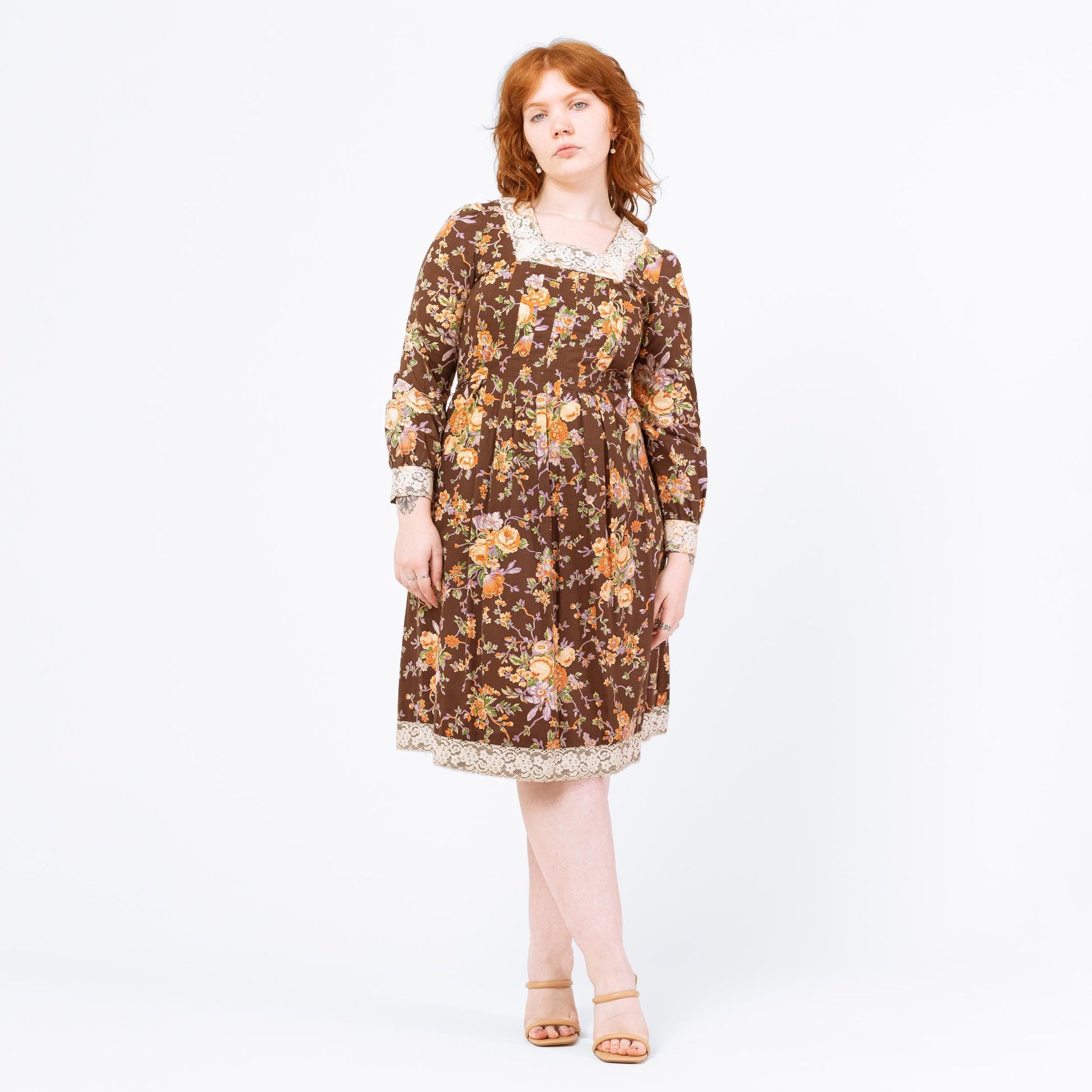Vintage 70s Boho Brown Floral Midi Prairie Dress - Small Flying Apple Vintage Vintage 70s Boho Brown Floral Midi Prairie Dress - Small Flying Apple Vintage