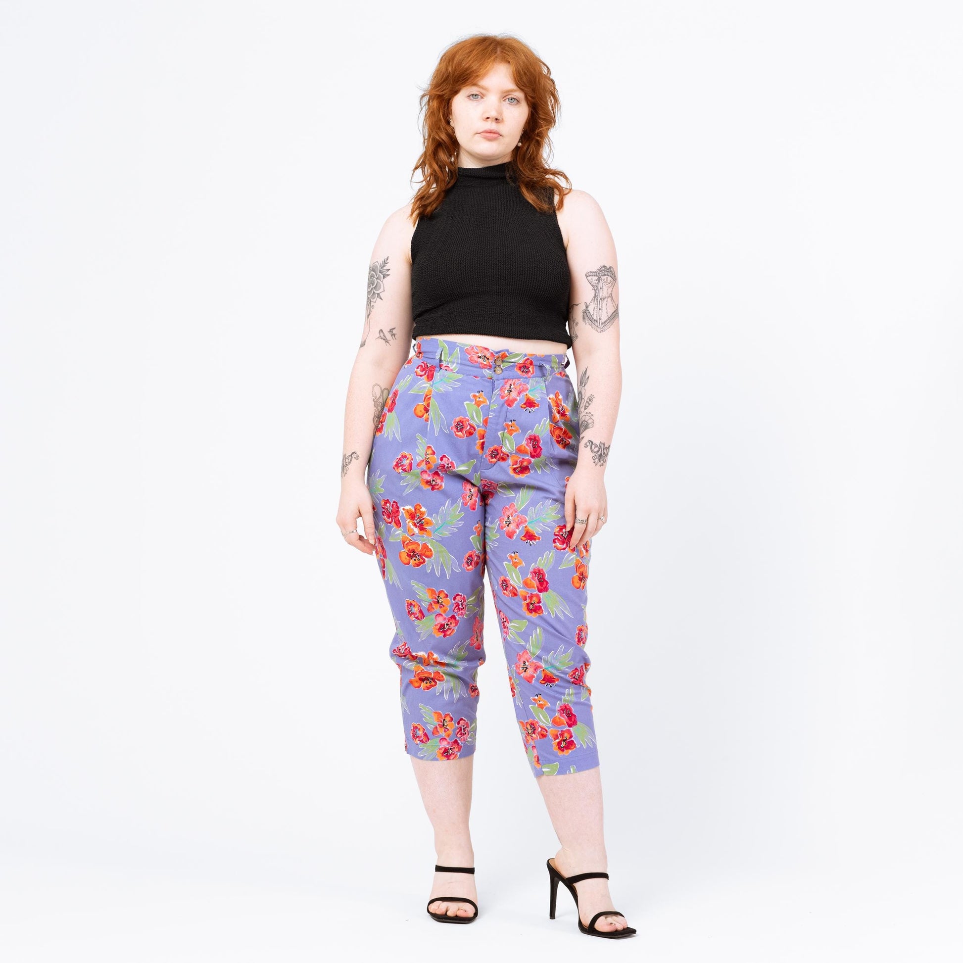 Vintage 90s Esprit Purple Floral Capri Pants - Large, 31" Waist | High Waisted Cropped Trousers, Tapered Leg Retro Summer Pants