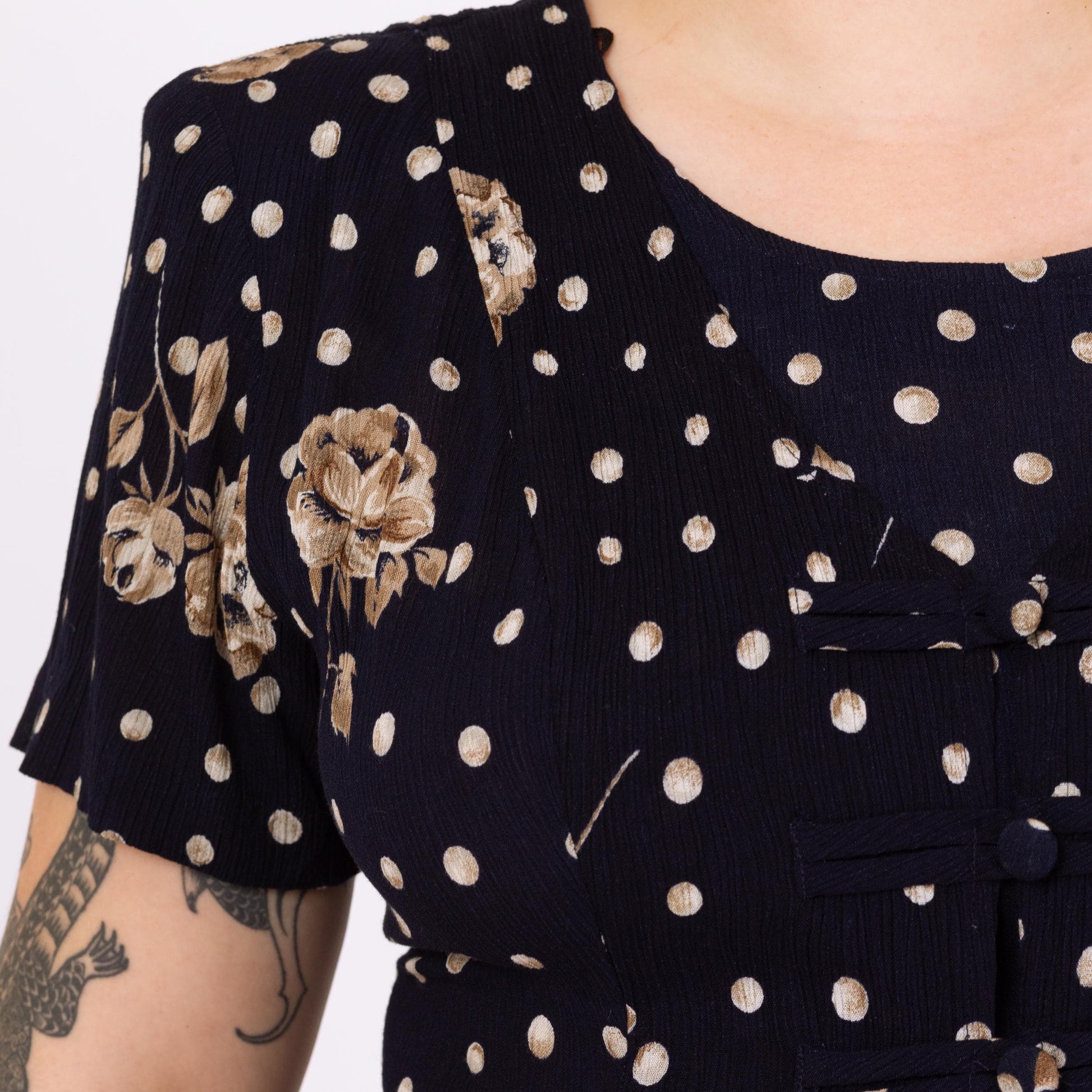 Vintage 90s Floral Polka Dot Split Front Maxi Dress Large Flying Apple Vintage Vintage 90s Floral Polka Dot Split Front Maxi Dress Large Flying Apple Vintage