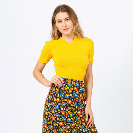 Vintage 70s Yellow Knit Crop Top - Petite XS | Retro Cuffed Short Sleeve Cropped Cotton Sweater Shirt