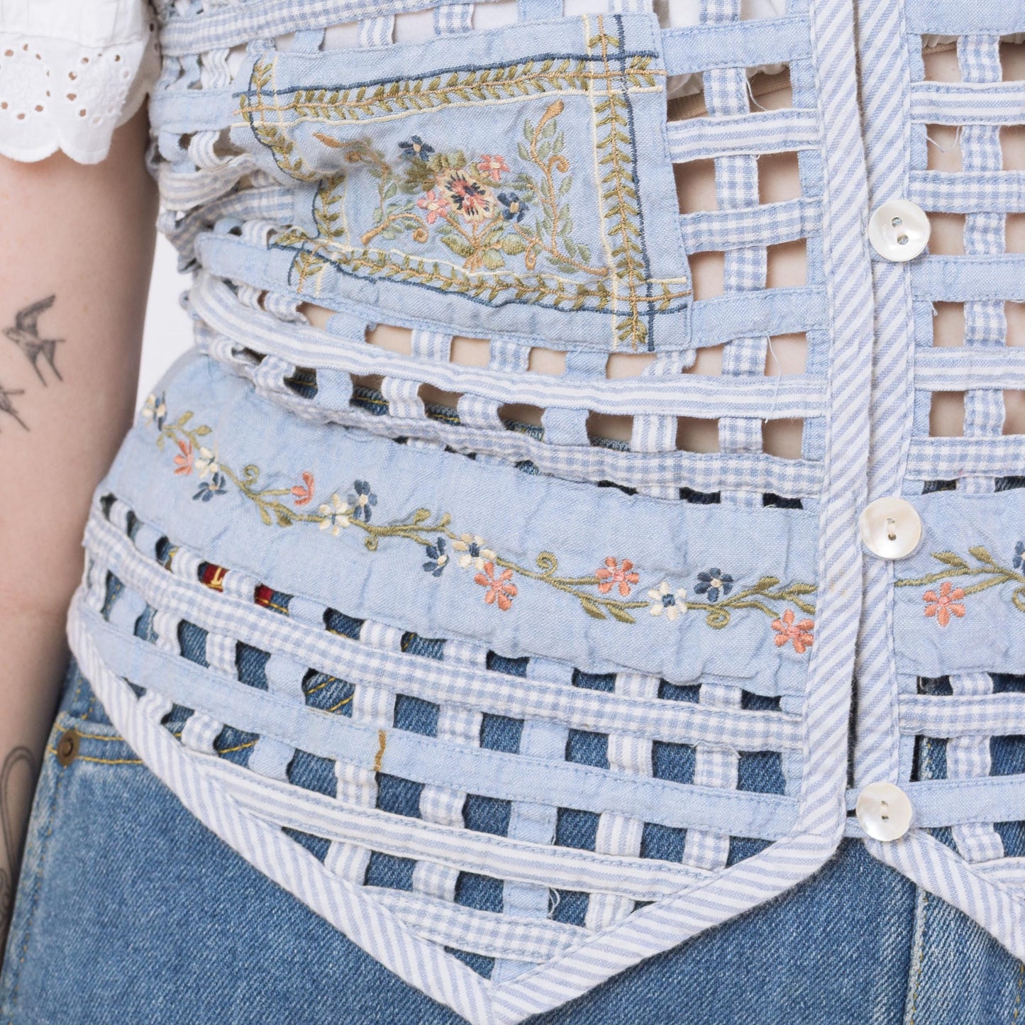 Vintage 90s Chambray Floral Lattice Vest - Medium | Boho Cottagecore Blue Sleeveless Button Up Folk Top