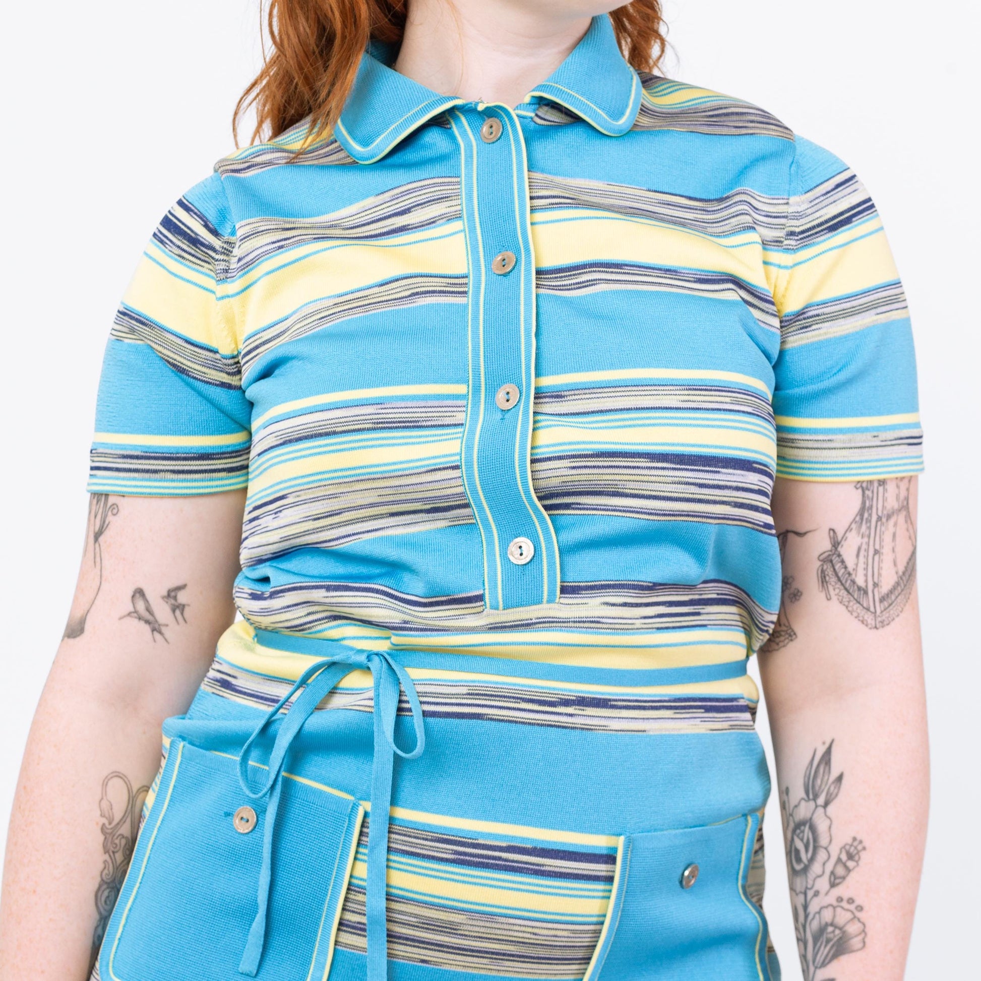 Vintage 60s 70s Mod Blue Space Dye Striped Midi Dress - Medium | Preppy Knee Length Belted Sleeveless Shirtdress