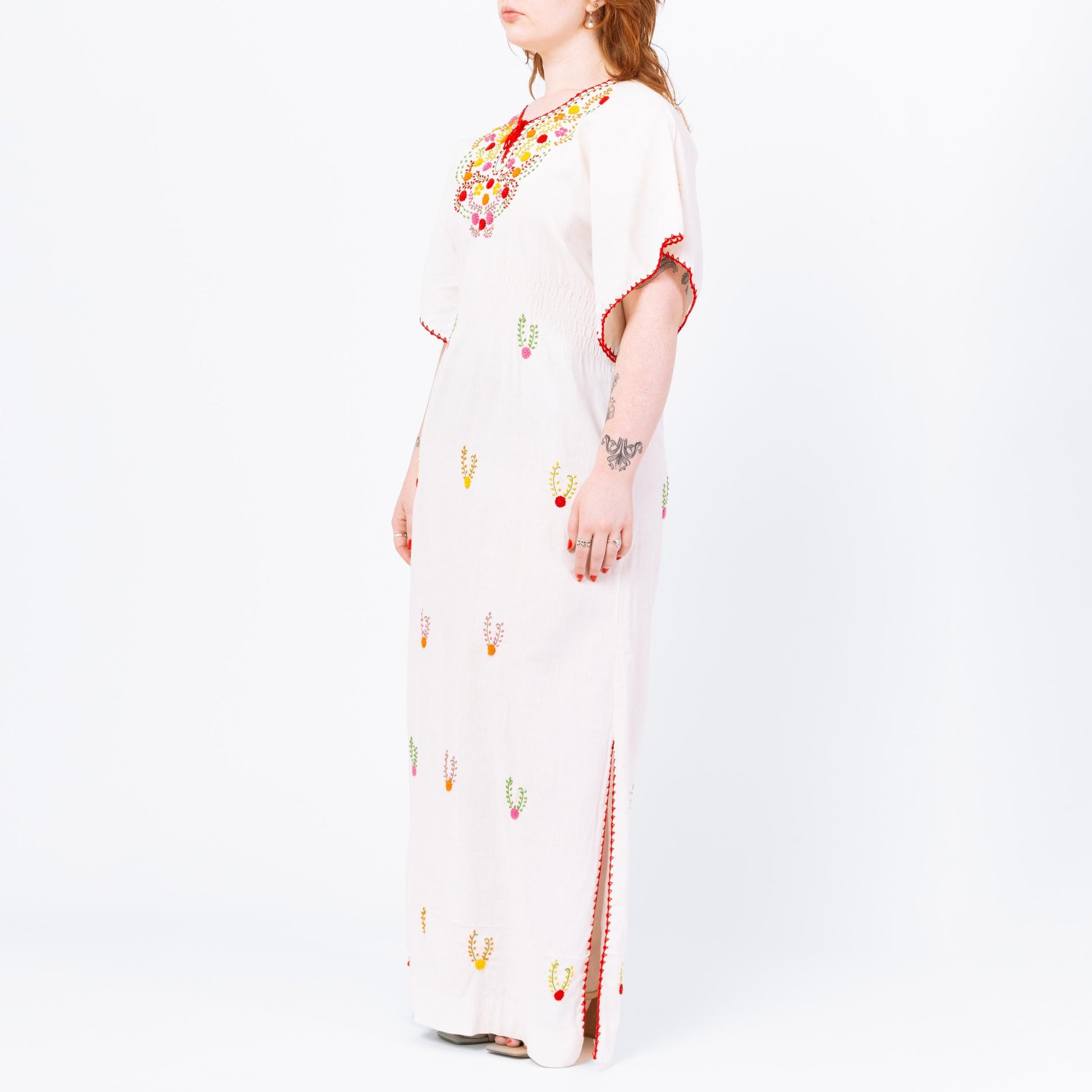 Vintage 60s Boho White Embroidered Angel Sleeve Kaftan Maxi Dress - Large | Bohemian A Line Floral Embroidered Mexican Hippie Gown