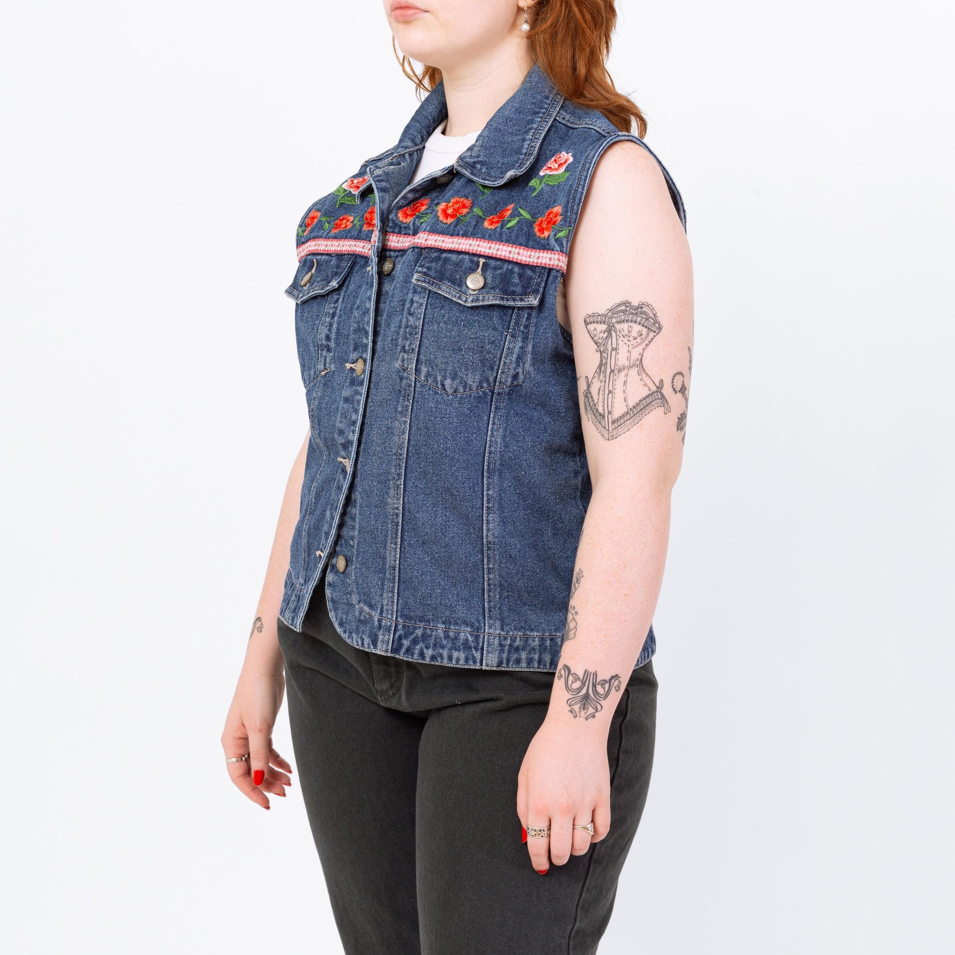 Vintage 90s Floral Embroidered Denim Vest - Large | Western Blue Jean Sleeveless Grunge Shirt