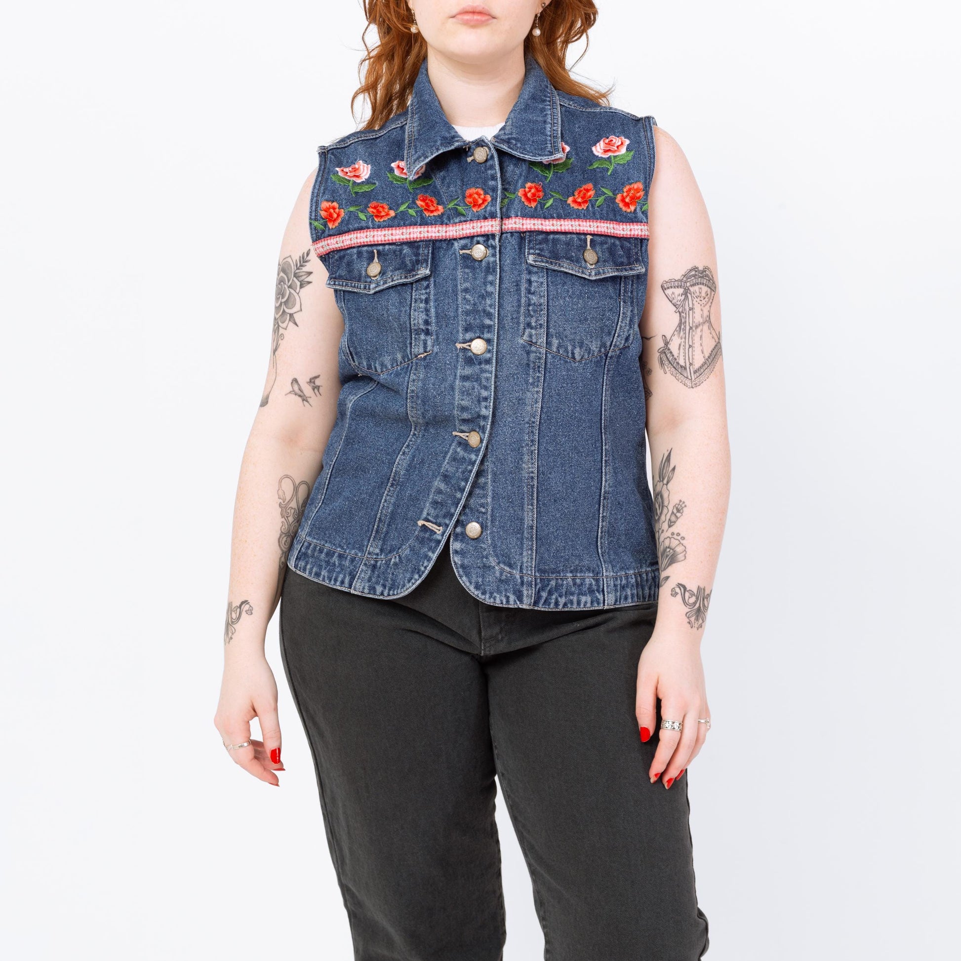 Vintage 90s Floral Embroidered Denim Vest - Large | Western Blue Jean Sleeveless Grunge Shirt