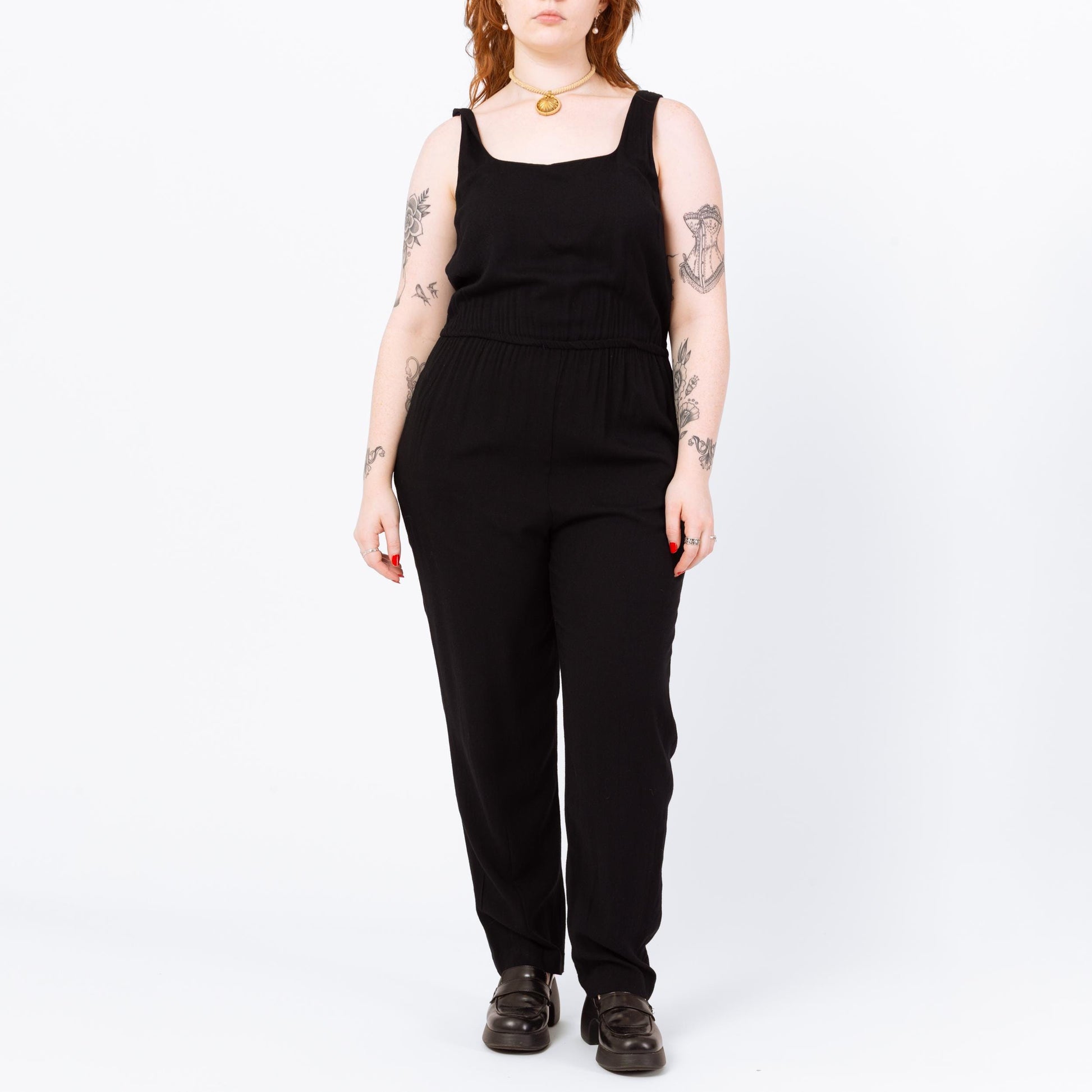 Vintage 80s Black Low Back Lounge Jumpsuit - Medium to Large | Sleeveless Grunge Tapered Leg Casual Pantsuit