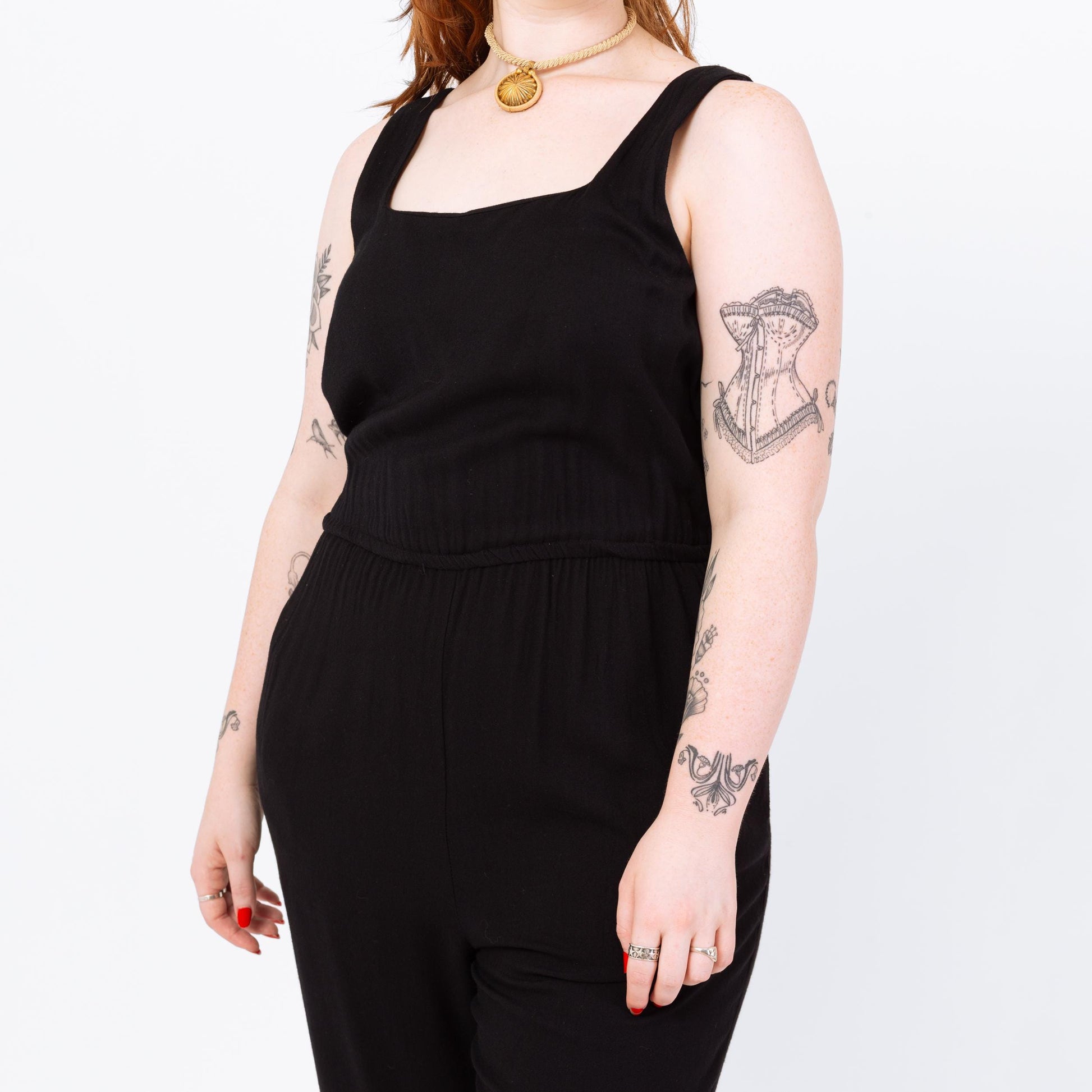 Vintage 80s Black Low Back Lounge Jumpsuit - Medium to Large | Sleeveless Grunge Tapered Leg Casual Pantsuit
