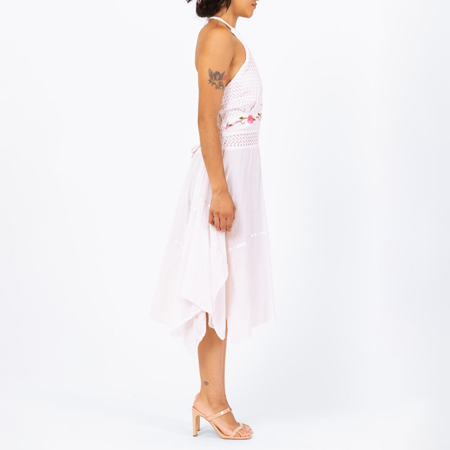 Vintage 90s Crochet Scarf Hem Mexican Sundress - Small to Medium | White Pink Embroidered Floral Halter Handkerchief Dress