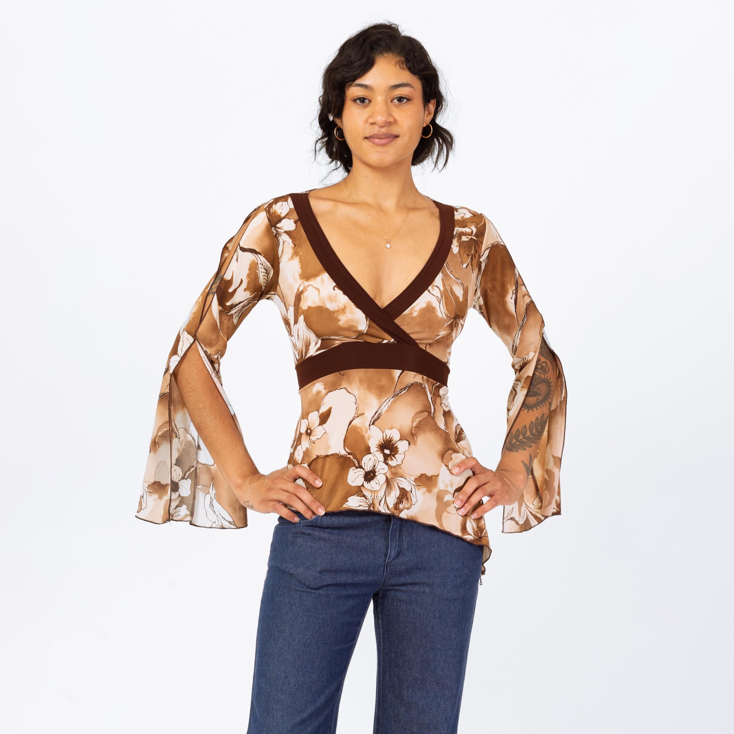 Vintage Y2K Brown Floral Bell Sleeve Blouse - Medium – Flying