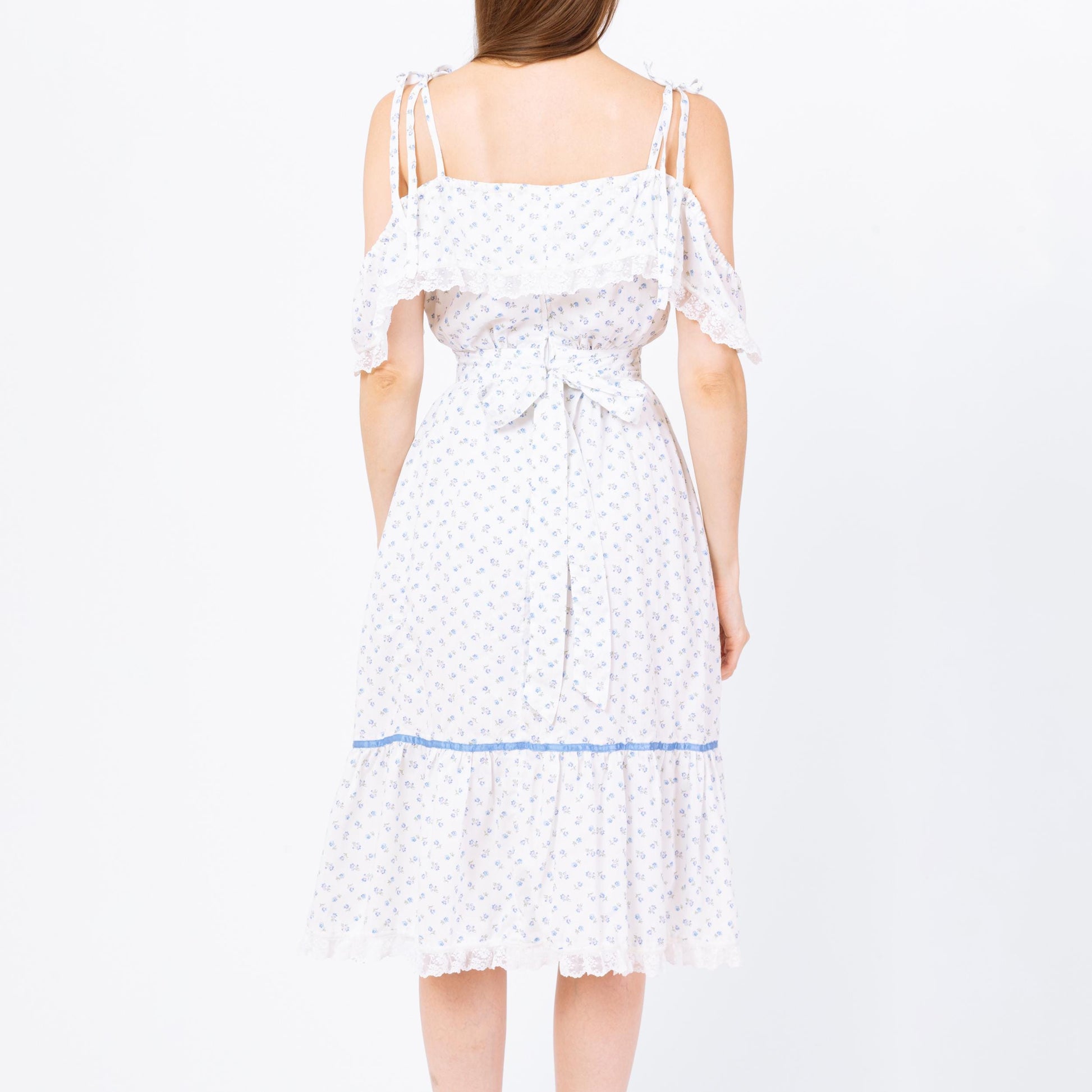 Vintage 70s White & Blue Floral Off-Shoulder Midi Prairie Dress - Extra Small | Boho Calico Lace Trim Fit Flare Peasant Sundress